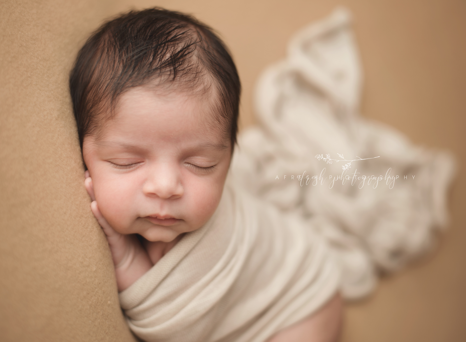 Baaj_NewbornSession_14 copy