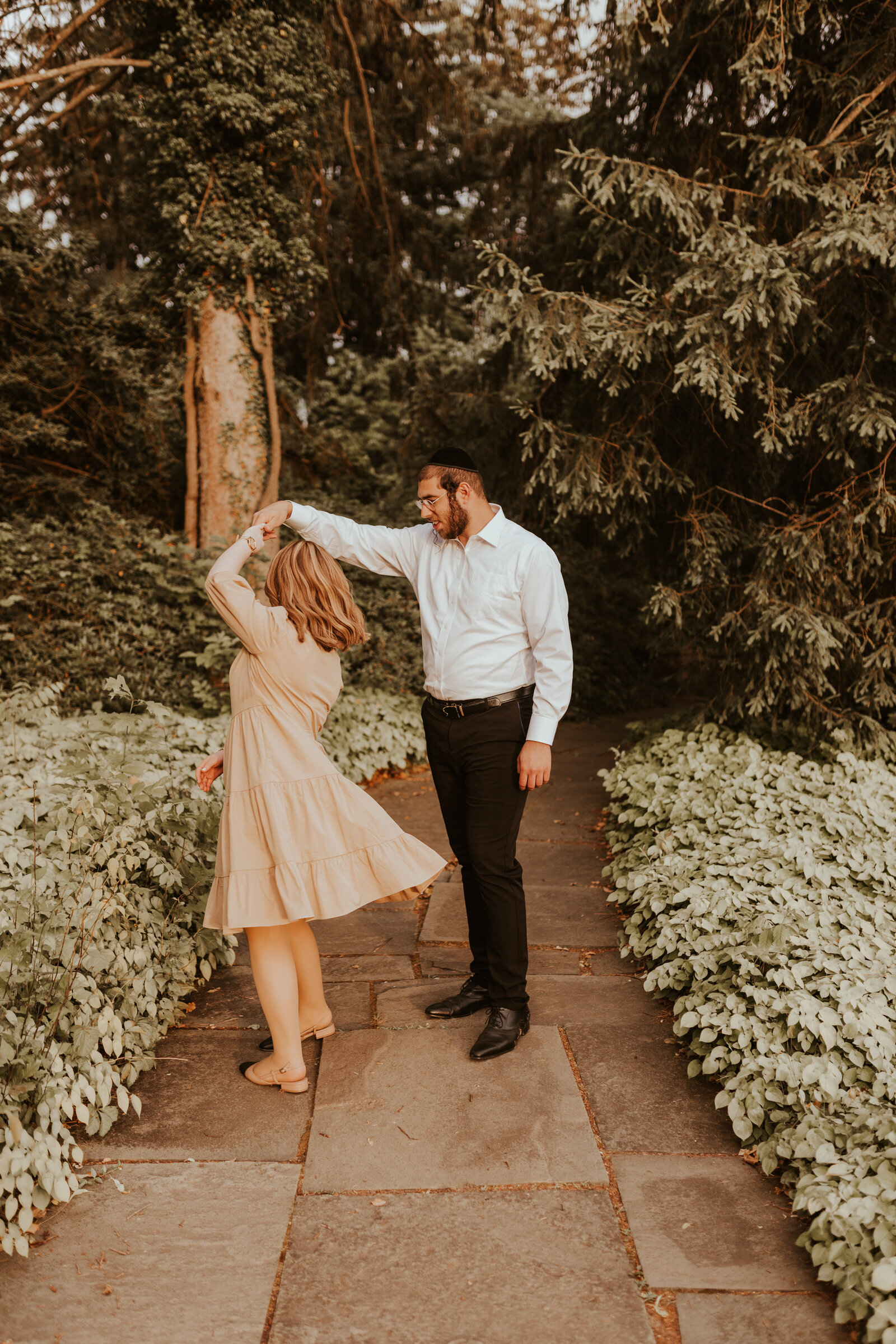 Romantic-Anniversary-Botanical-Gardens-Love-to-Lens-Photography-(106)