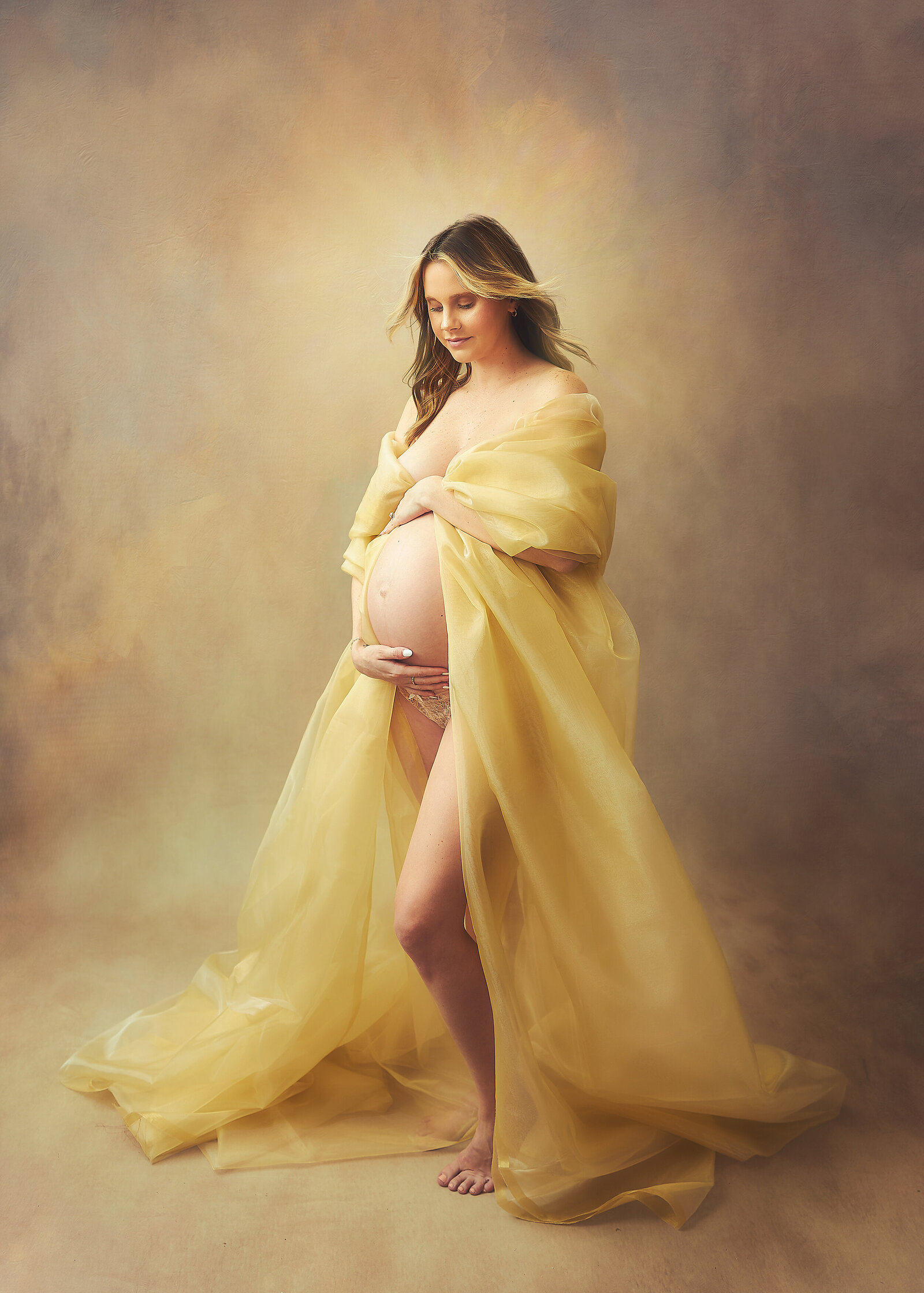 atlanta-best-award-winning-maternity-pregnancy-portrait-studio-fine-art-glamour-nude-gold-angelic-couture-photography-photographer-twin-rivers