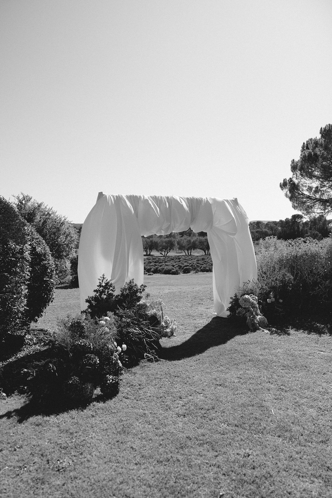 La mas de la rose wedding photographer france -Emma Wilder Photography-131