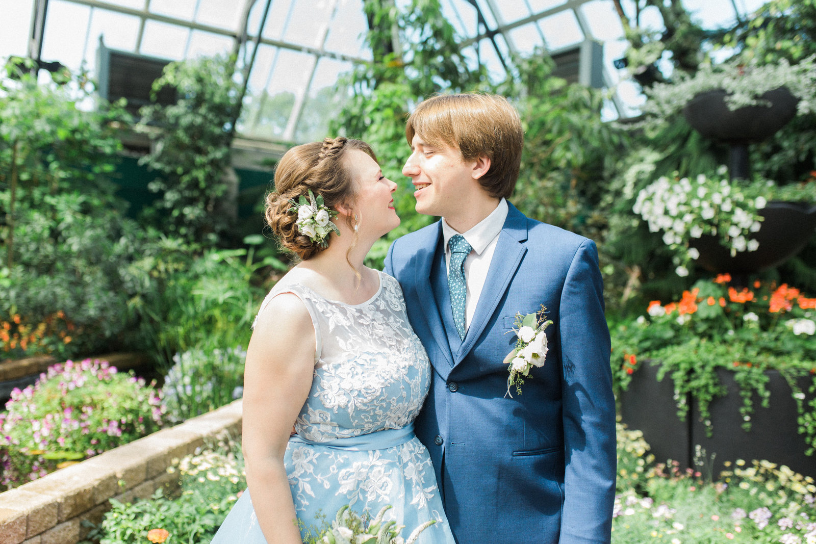 Muttart Conservatory Wedding - Edmonton Wedding Photographer