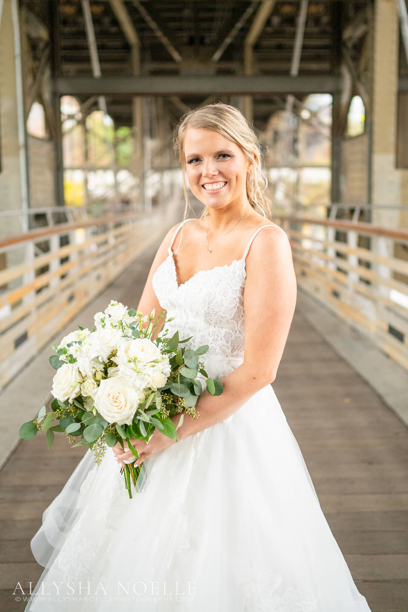 Wedding-at-The-Factory-on-Barclay-in-Milwaukee-0566