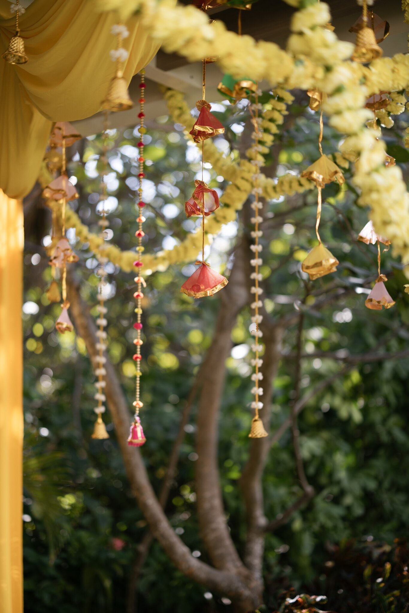 bengali-wedding-weekend-haldi-03