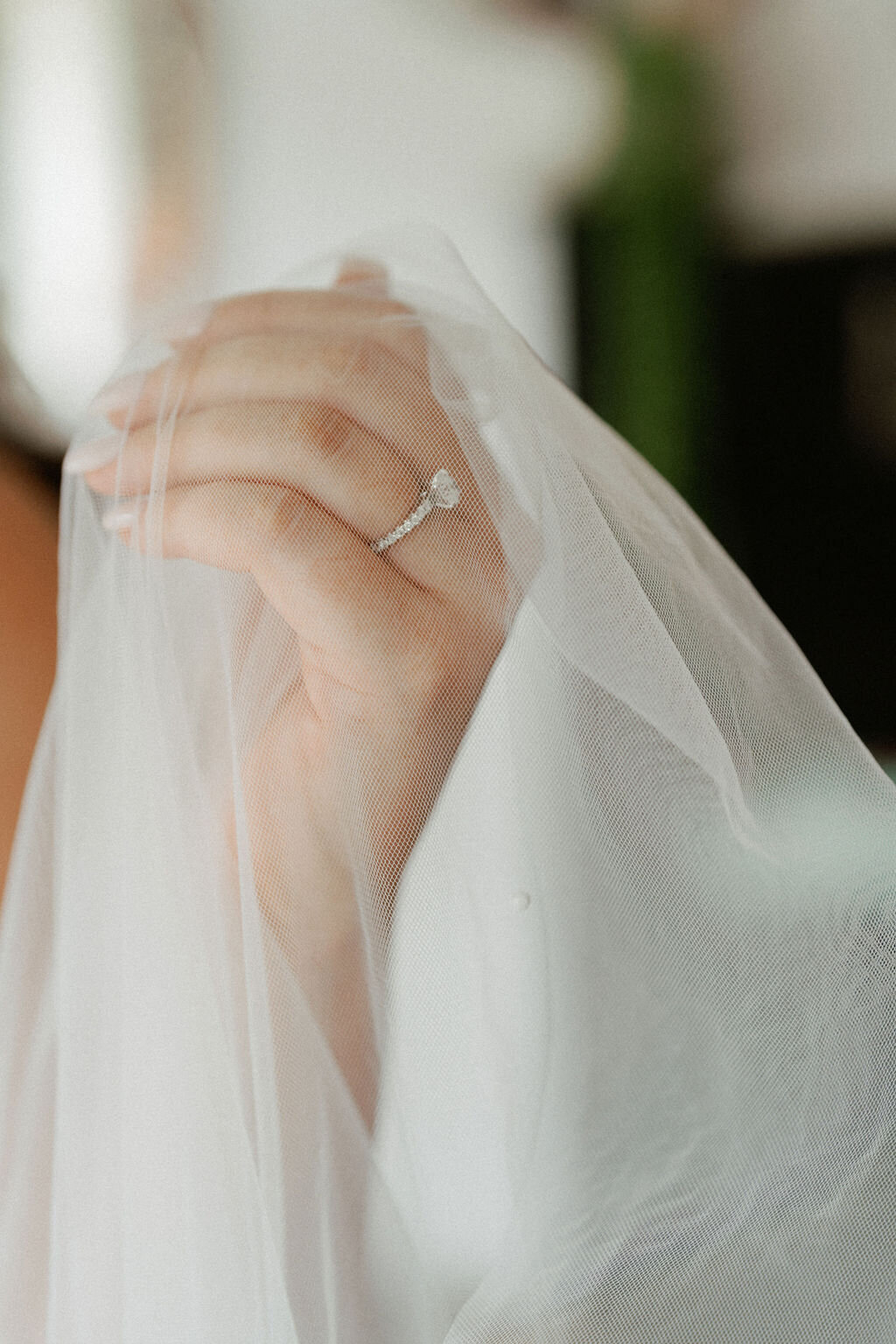 Ali&MattWeddingSneakPeek-25