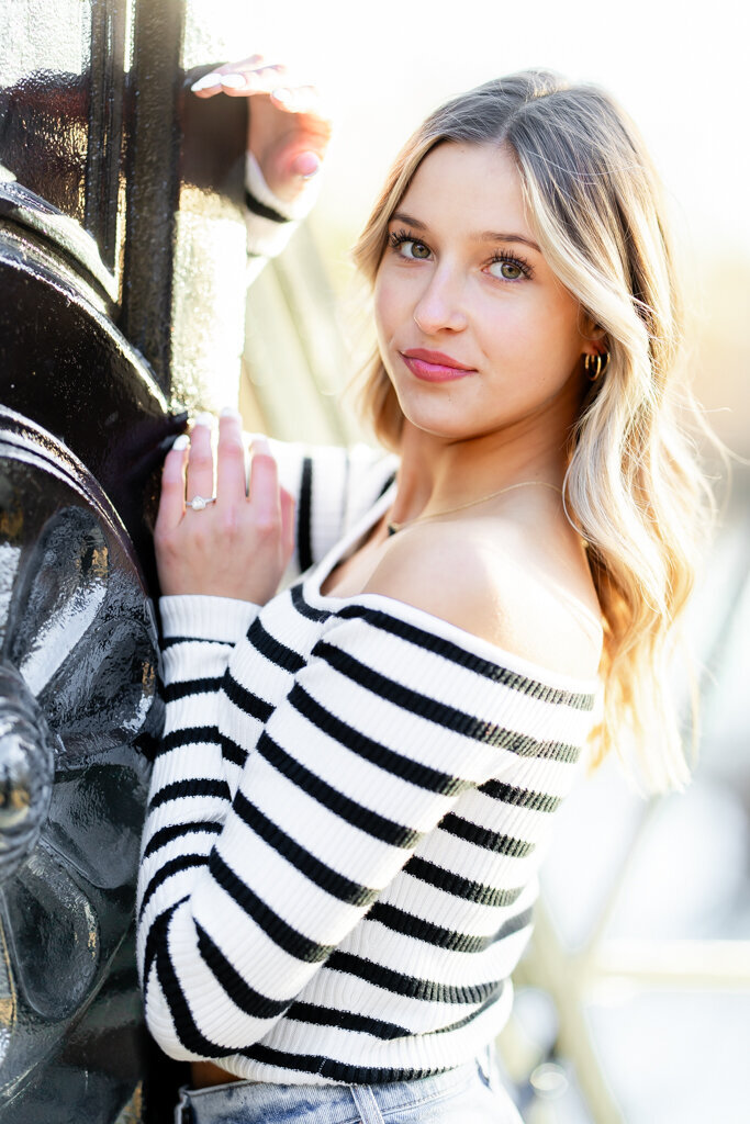 St. Louis Senior Photographer-Erika Rene Photography-Forest Park-Victorian Bridge-25