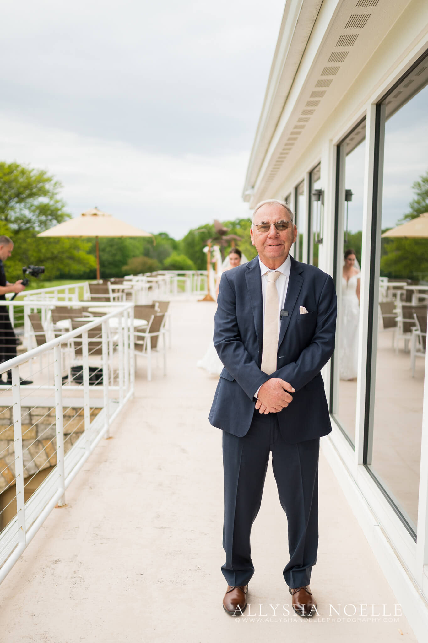 Wedding-at-River-Club-of-Mequon-116