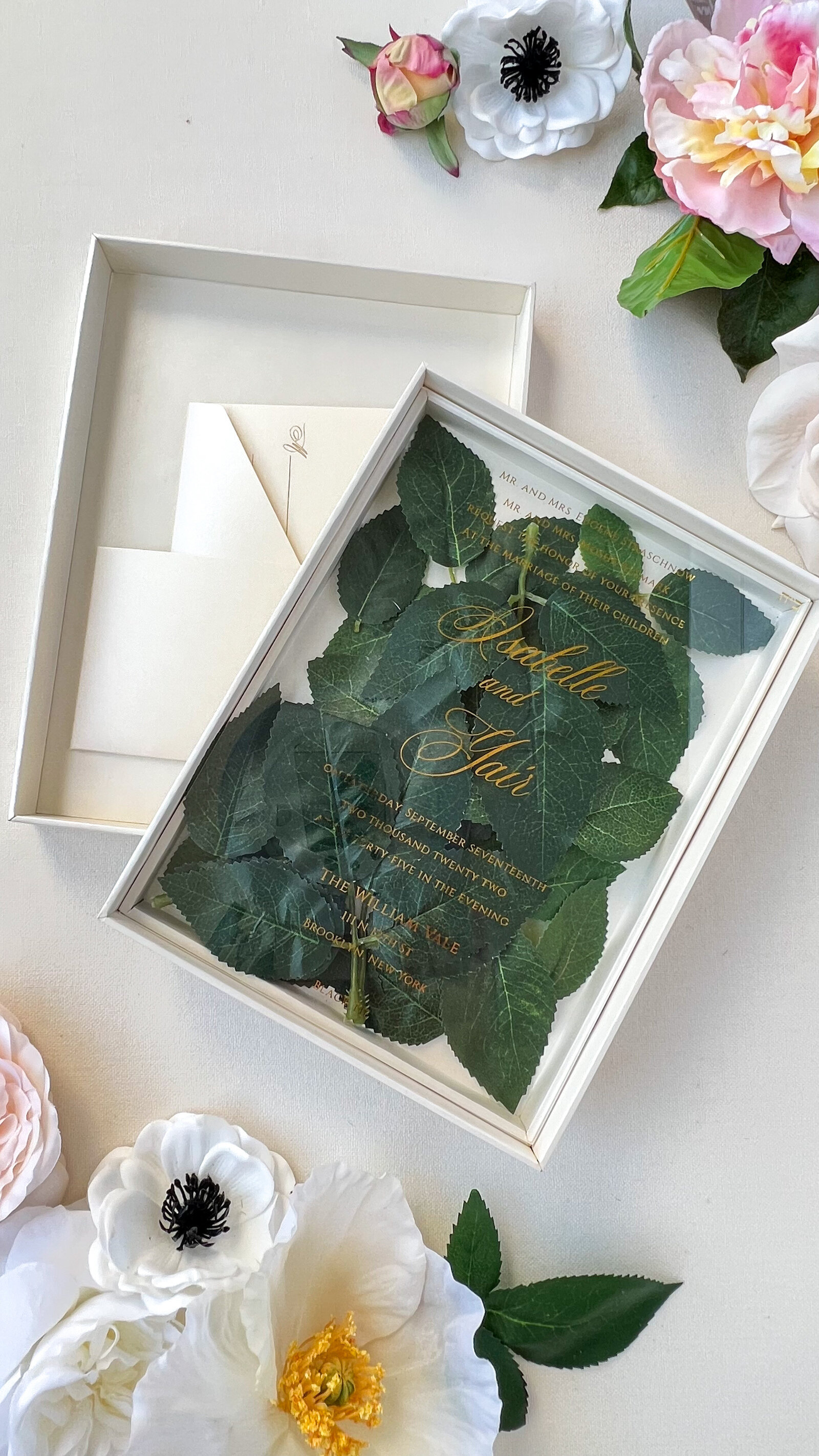 Acrylic wedding invitation boxed with gold foil and leaves-07