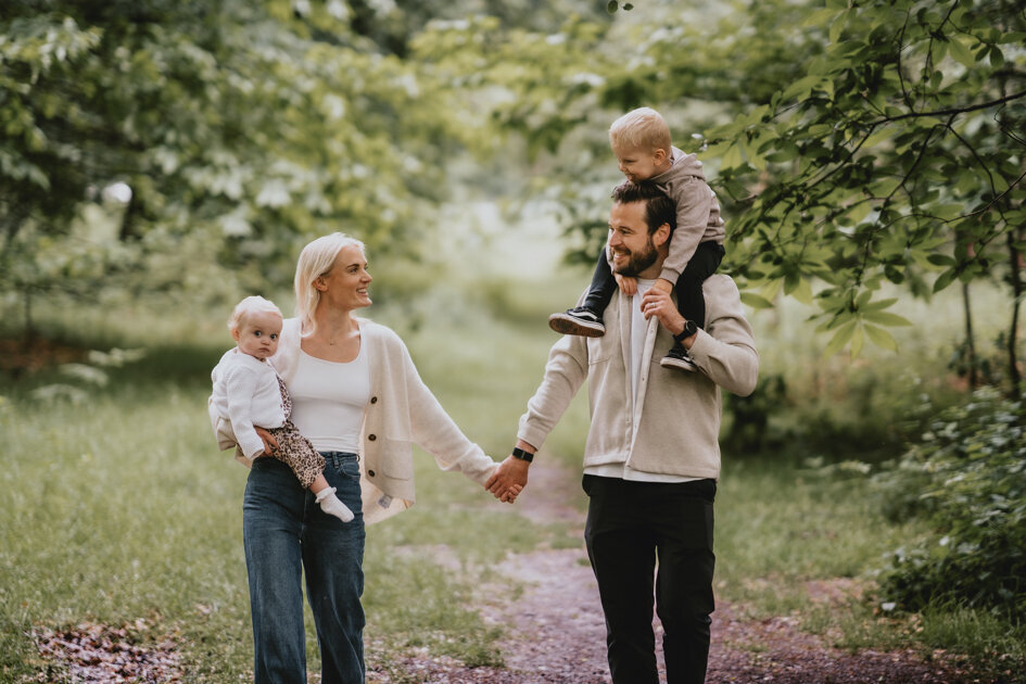 family photographer derbyshire