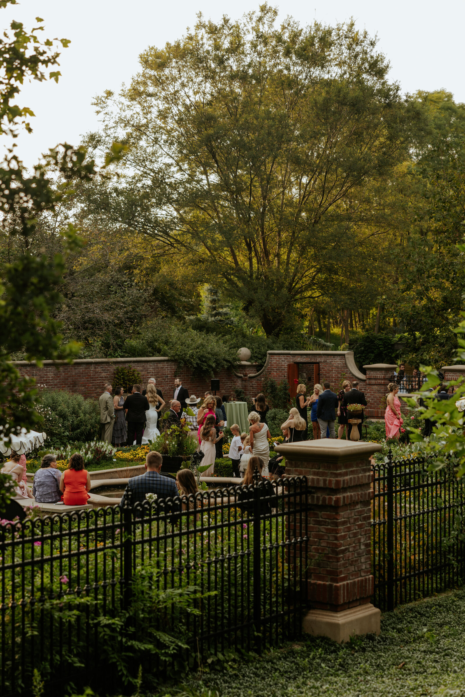 Lauritzen-Gardens-Wedding-402-Events-Julia & Connor  (45)
