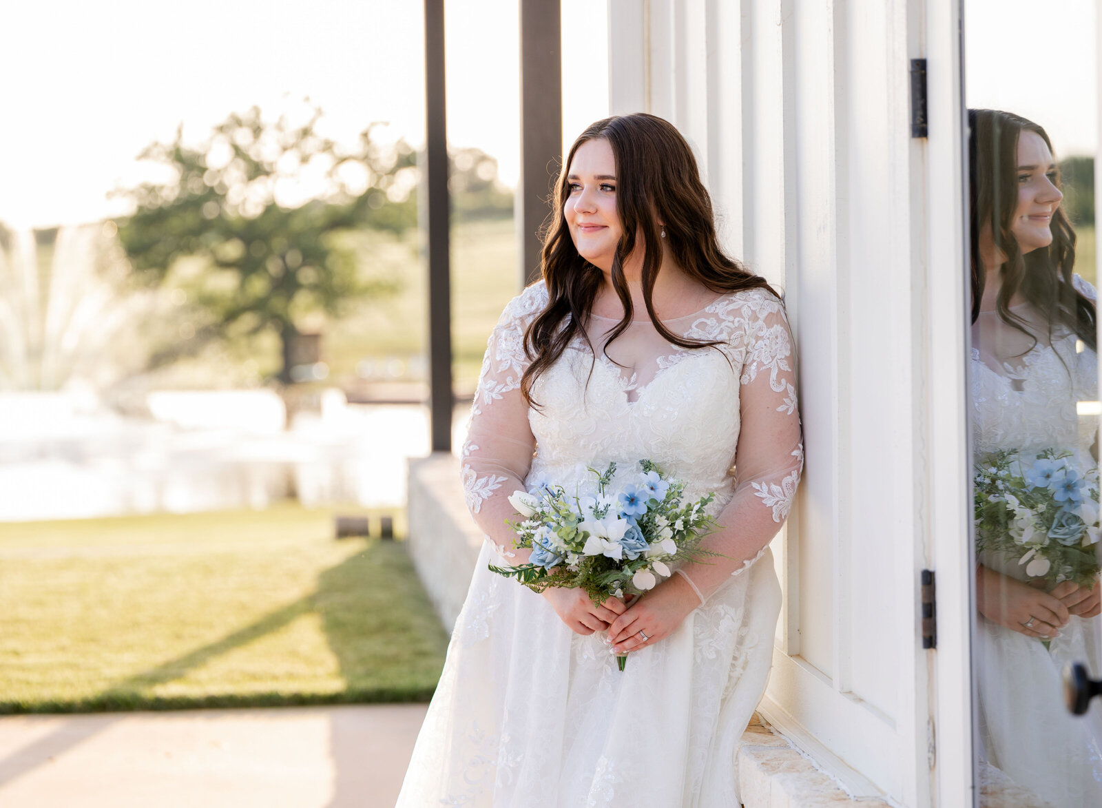 bride with wedding bouquet