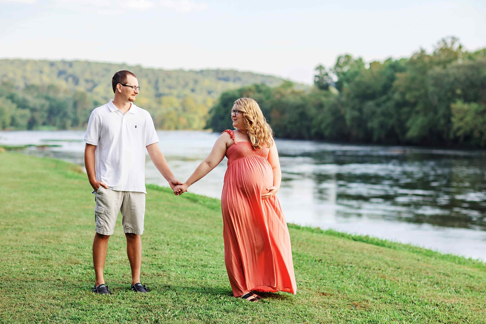 maternity-first-photographer-central-virginia