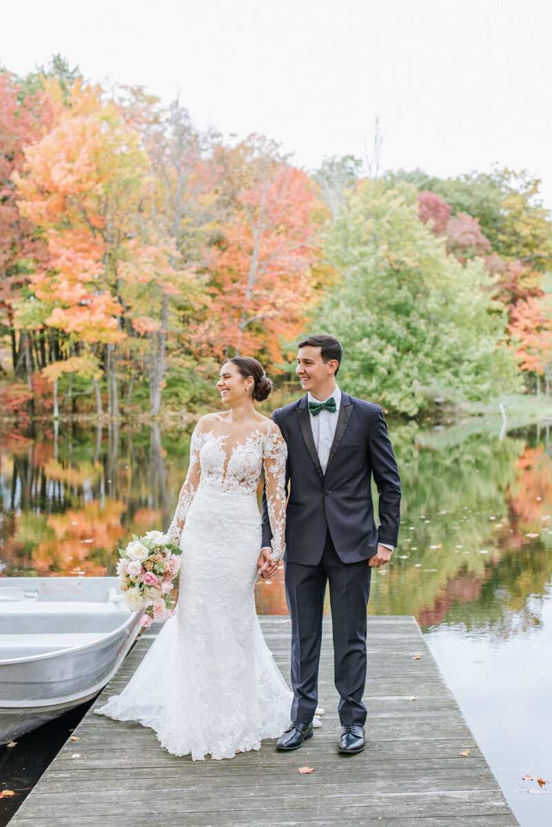 0023-Cedar-Lakes-Estate-fall-wedding