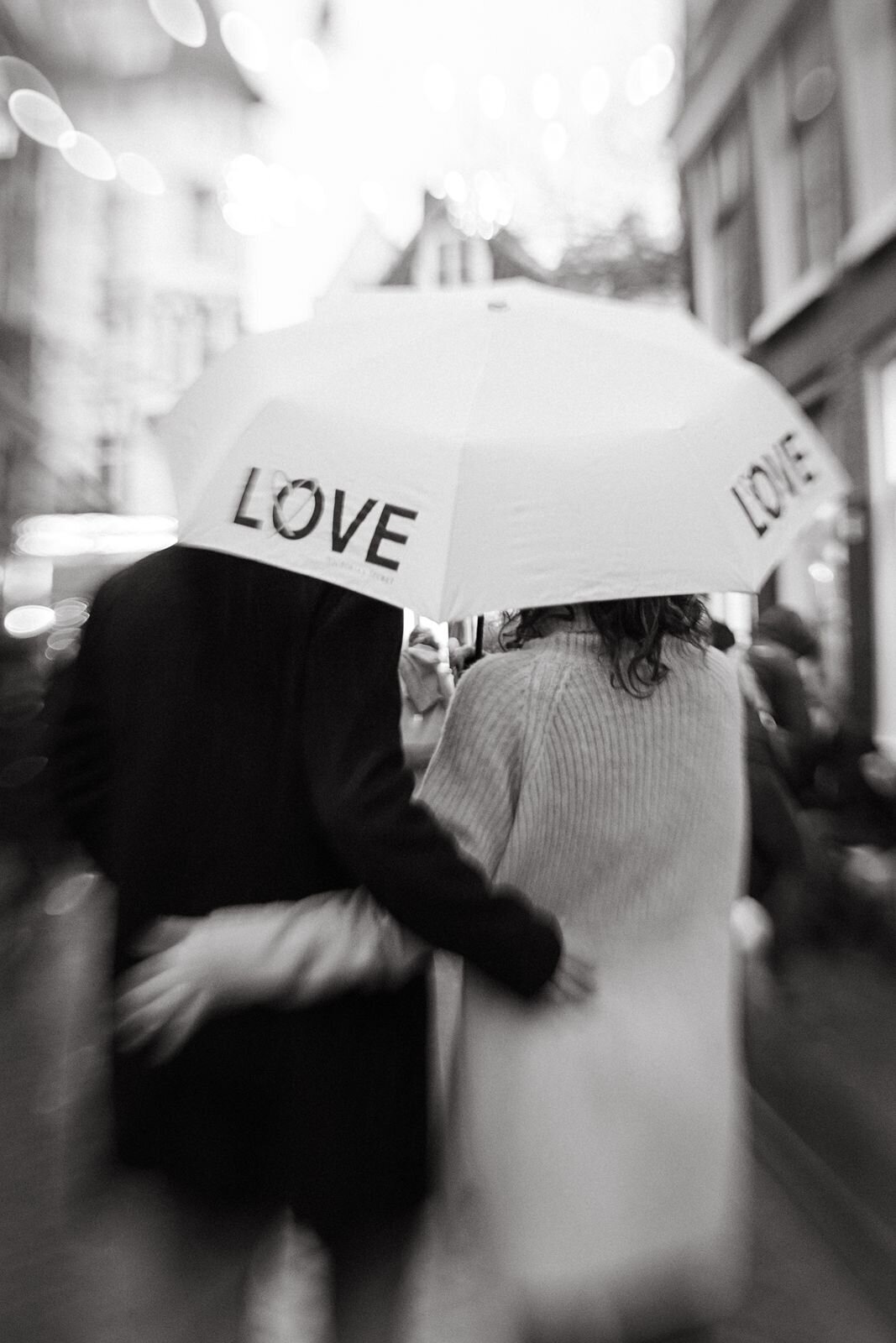 Get-framed-photography-couple-27