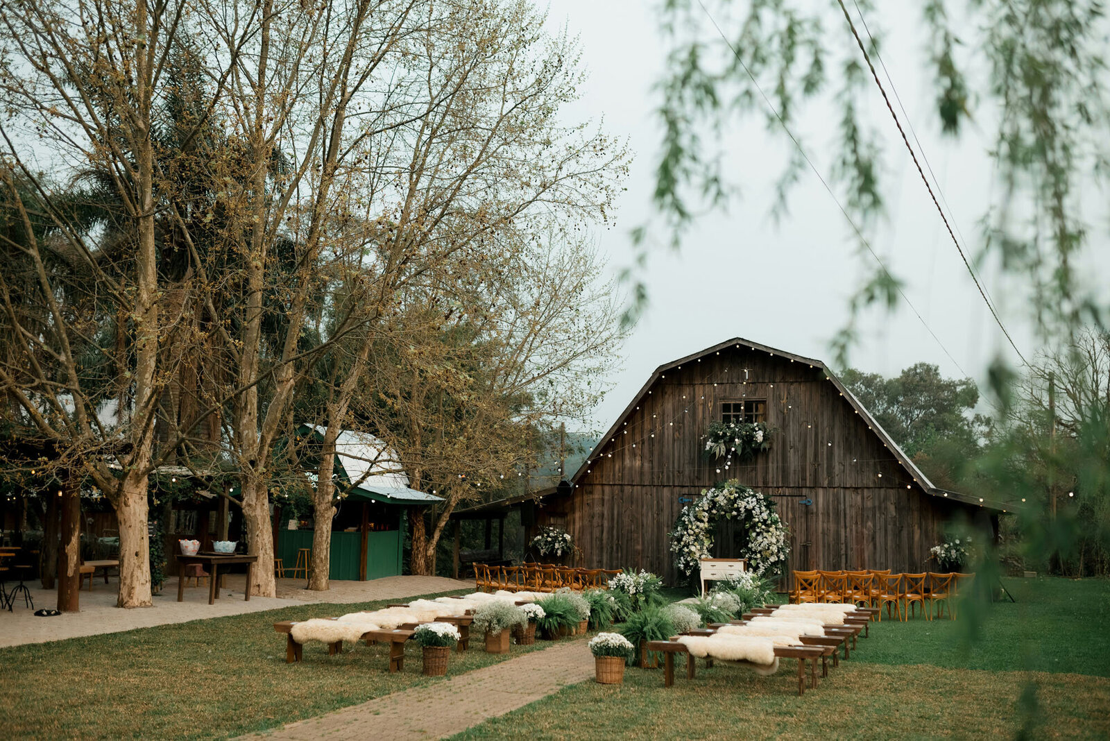 jonathan-borba-EeEFKcWyyIQ-unsplash