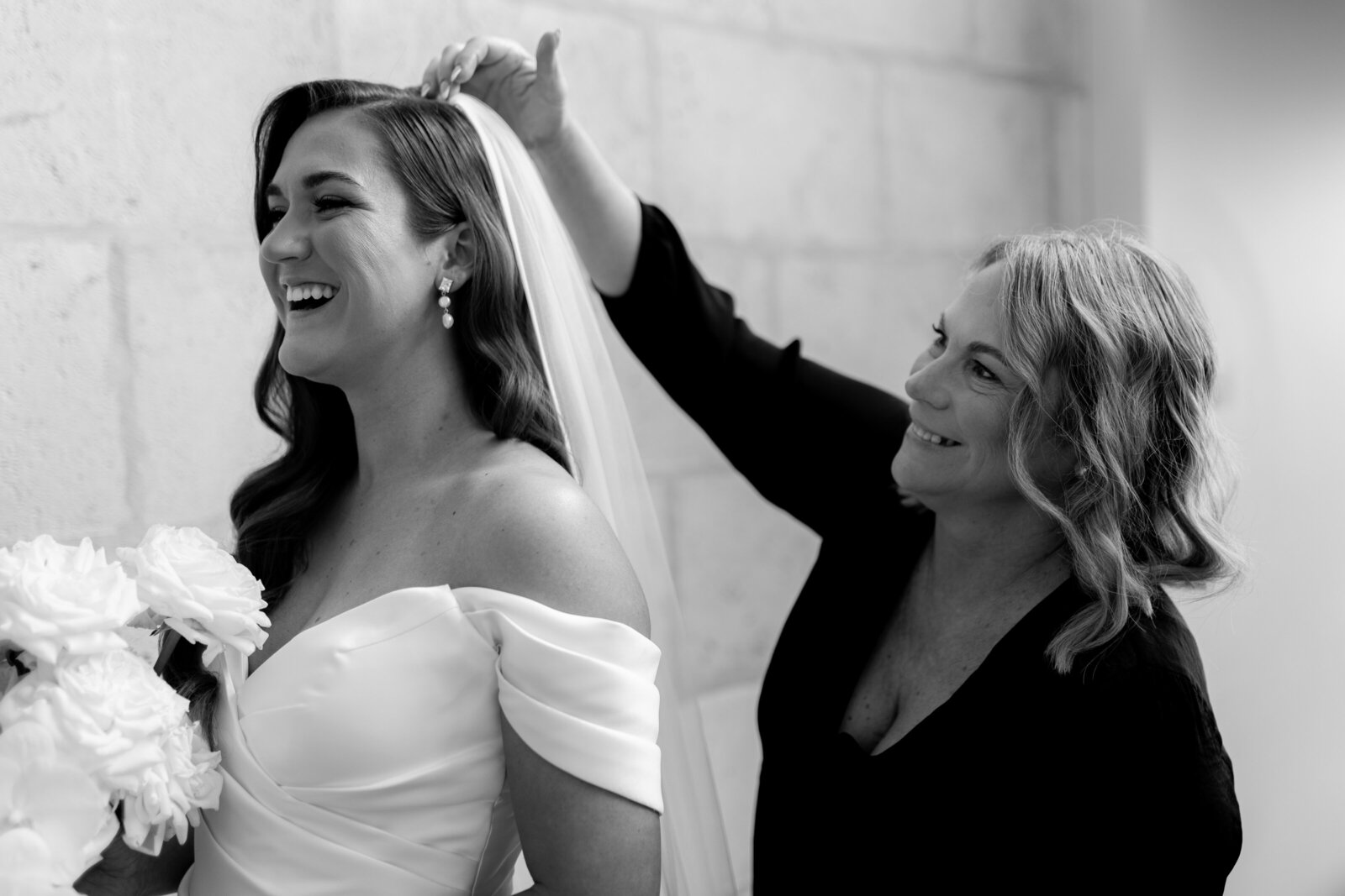 241123-Mikaela-Nathan-Rexvil-Photography-Adelaide-Wedding-Photographer-131