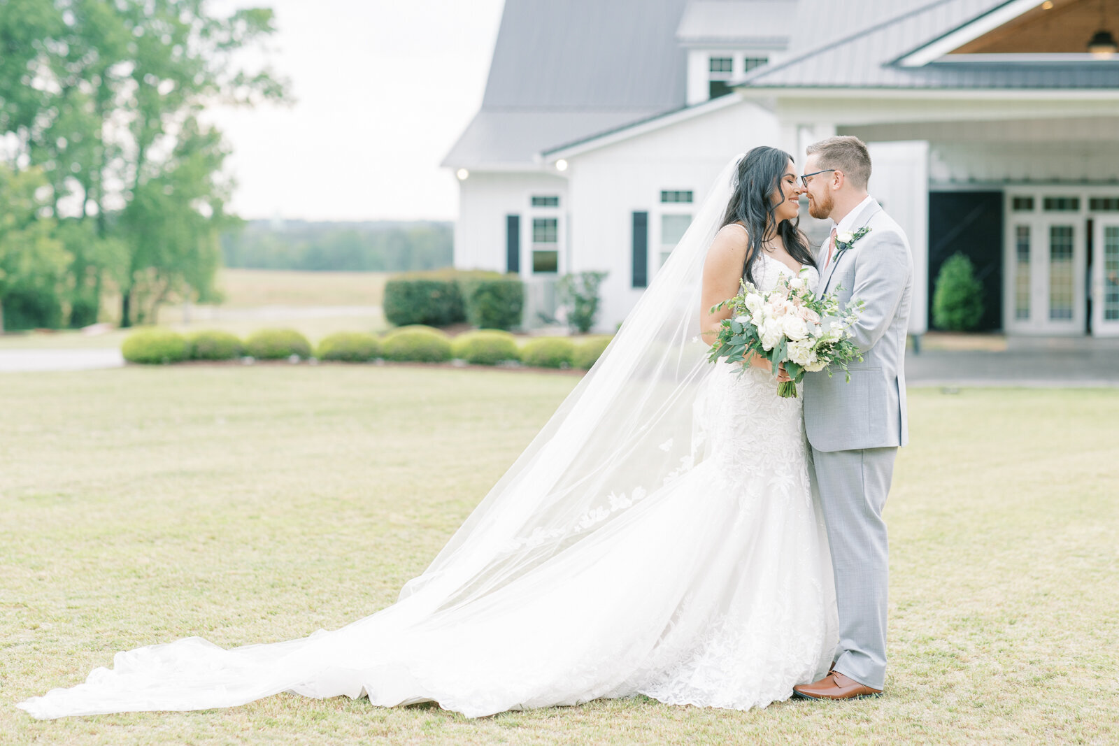 carolina-barn-wedding-nc-588