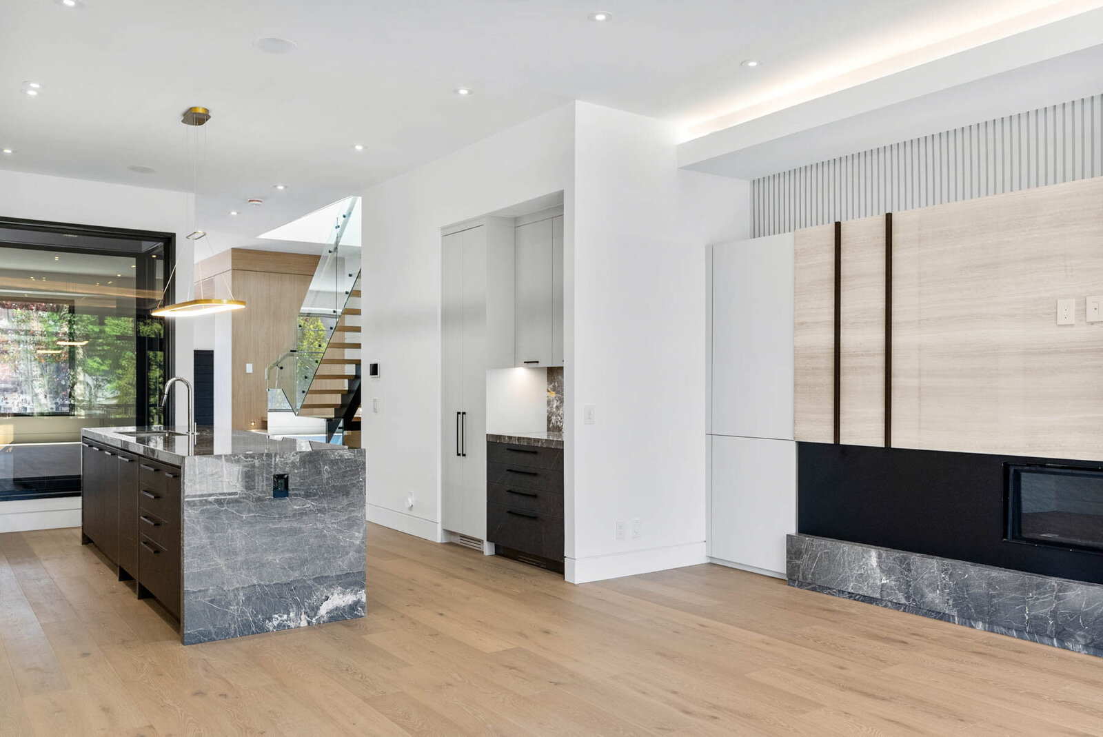 Girlboss-Designer-Interior-Design-Website-Templateq-074