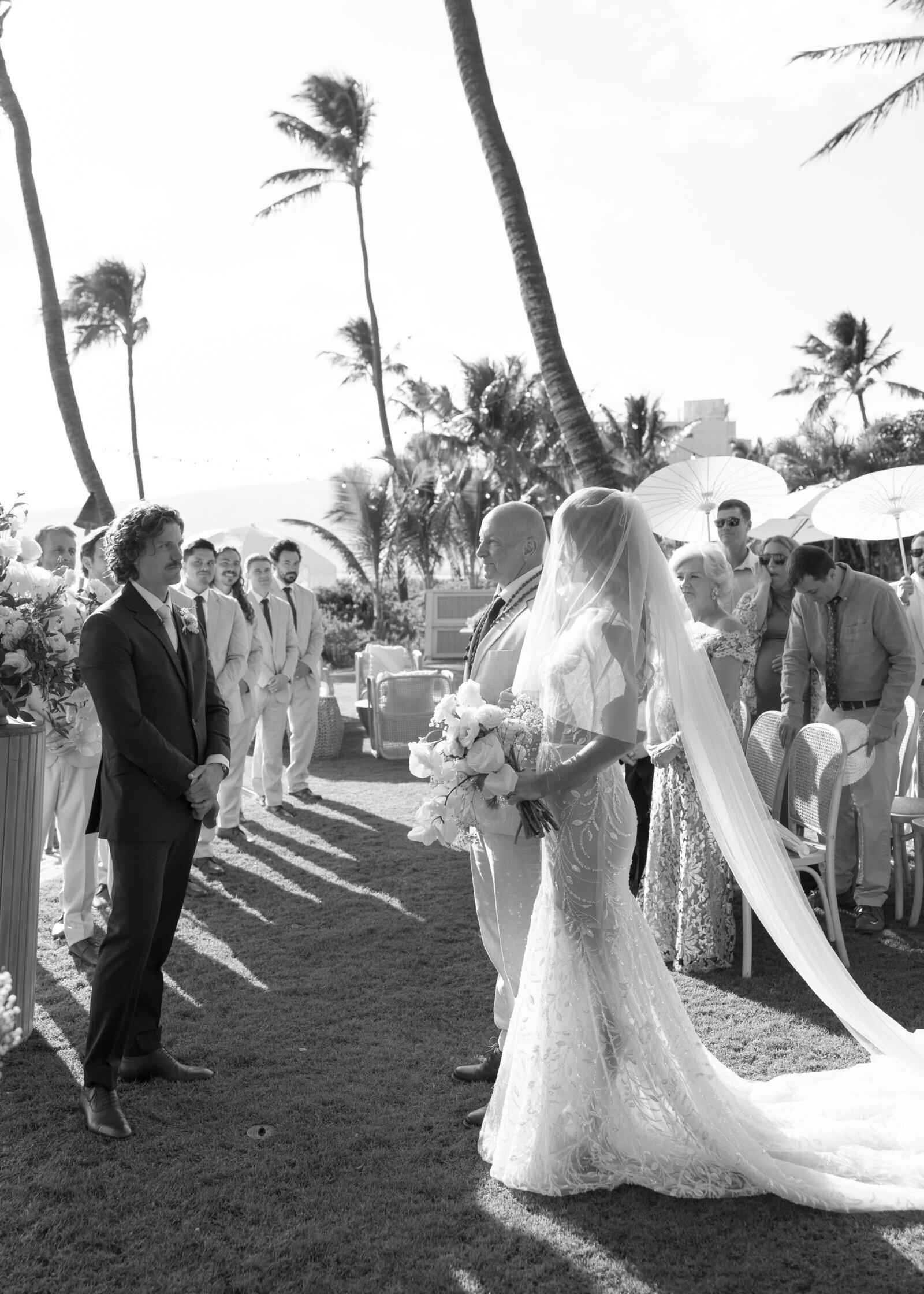 9.12-Sydney-John-Sugar-Beach-Maui-Wedding-540 (1)