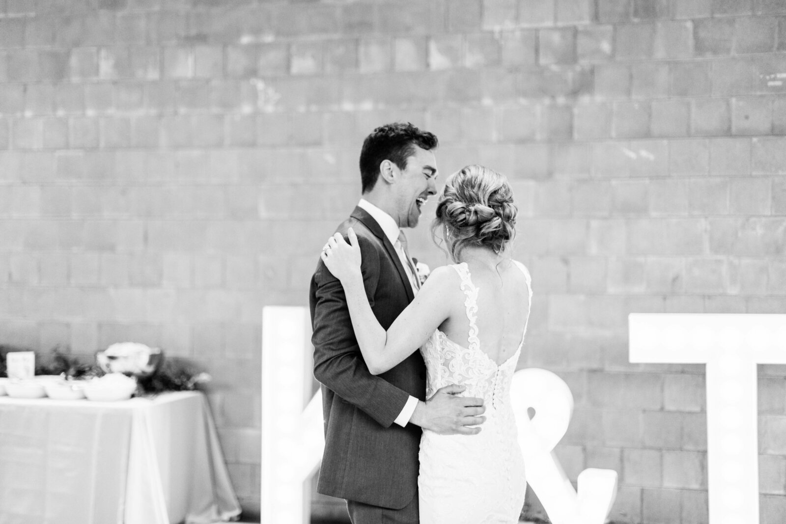 Tyler & Kelsi-Abigail Edmons-Fort Wayne Indiana Wedding Photographer-100