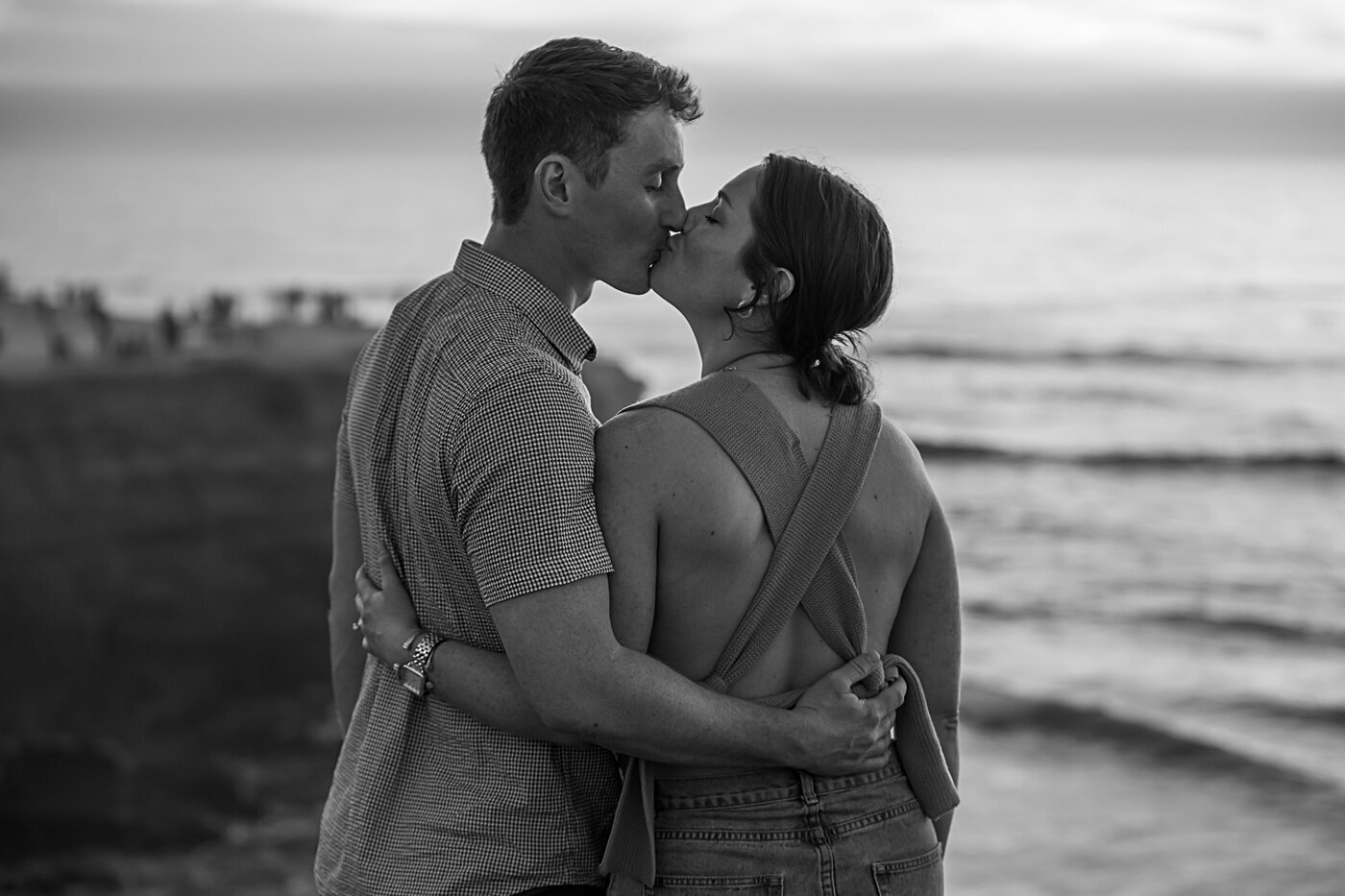 Cort-Mace-Photography-San-Diego-Engagement-Photographer-Sunset-Cliffs-_0023