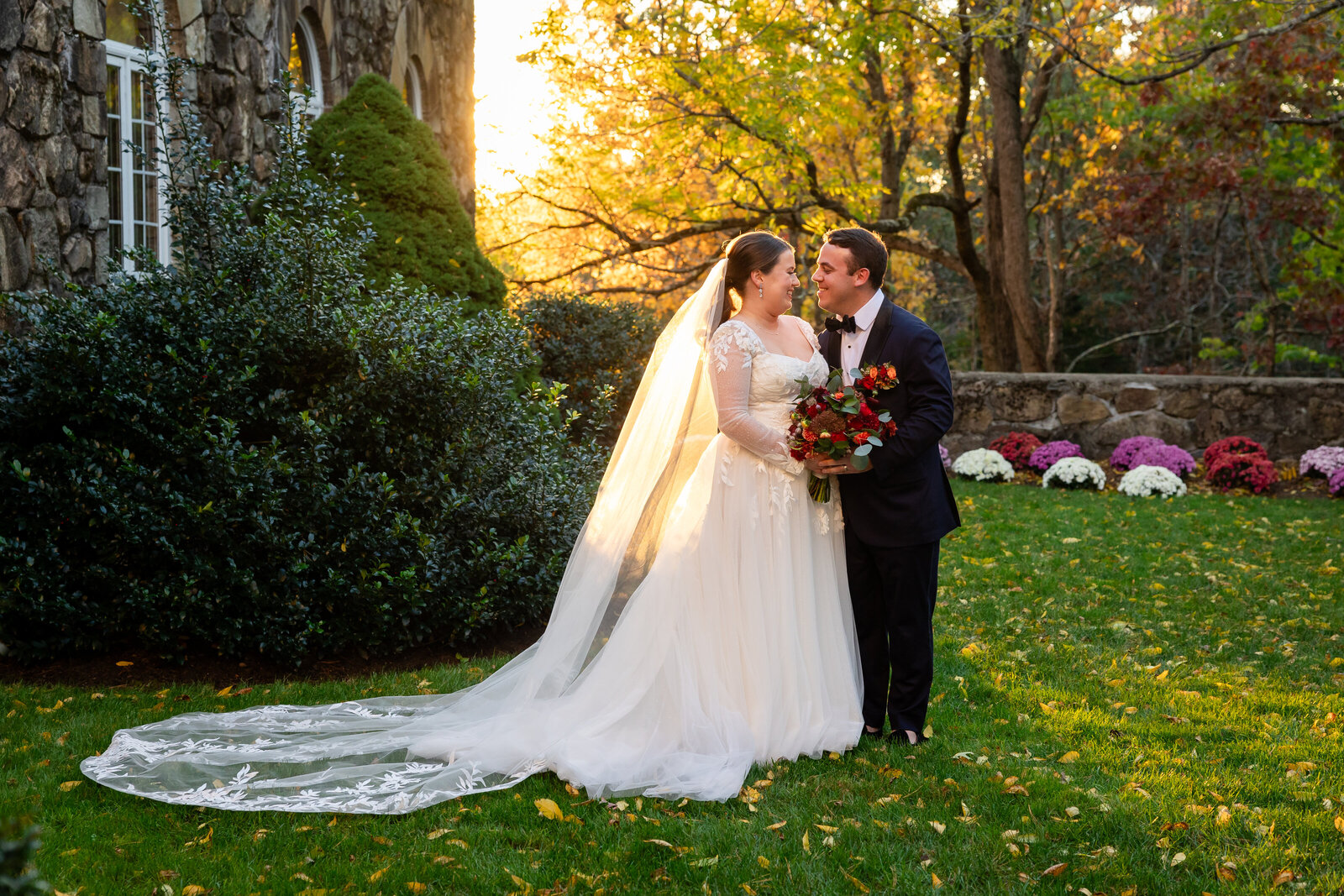 connors-center-wedding-bride-groom-portrait