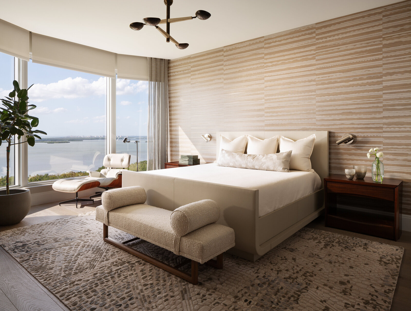 CONTEMPORARY GLAMOUR