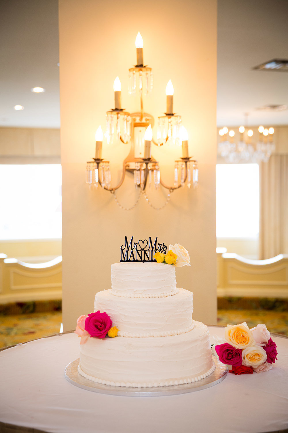 Wedding cake at the Hotel Del Coronado