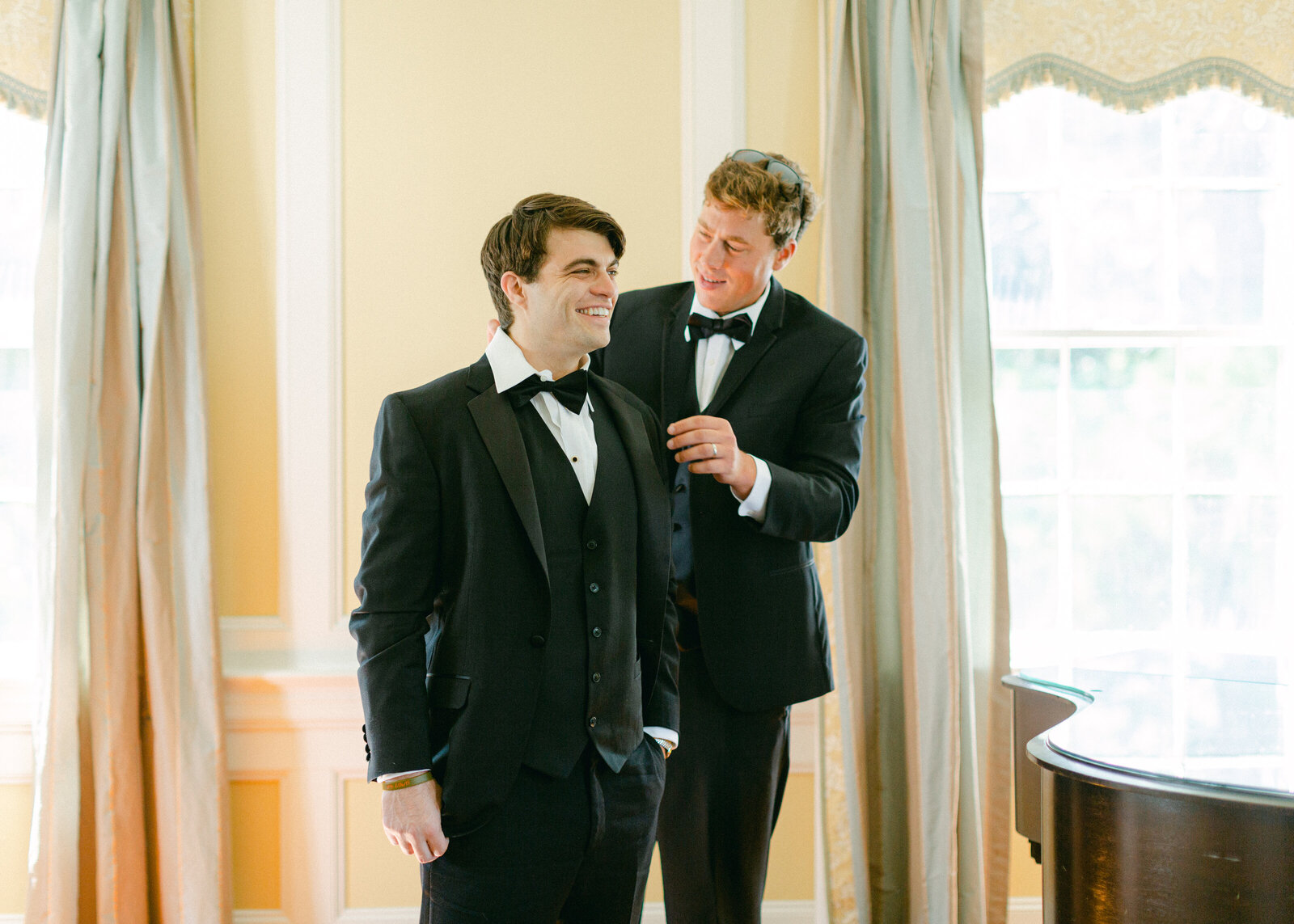 Legare Waring House - Charleston Wedding Photographer - Torianna Brooke Portraiture-15