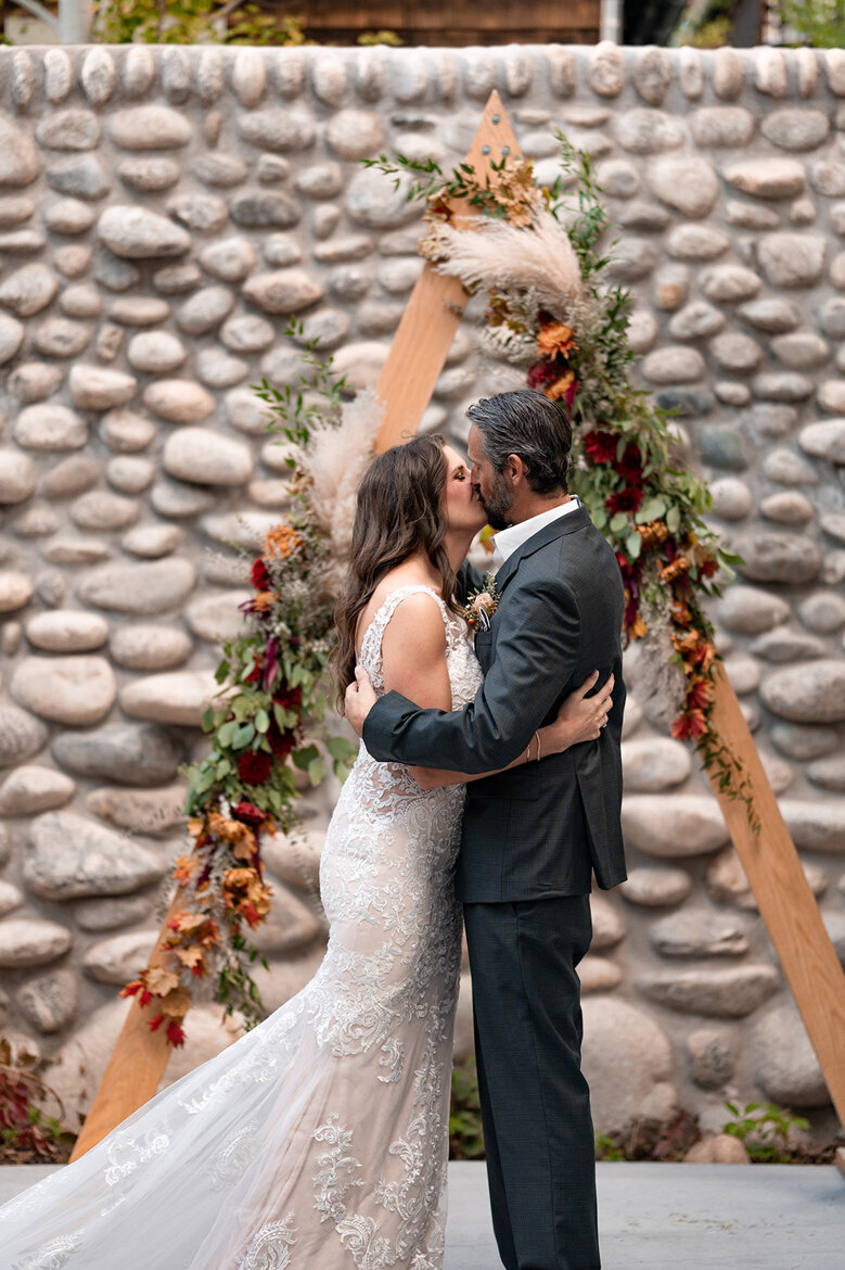 Colorado-Wedding-Photography_Buena-Vista-Wedding-Photographer_Surf-Hotel_28