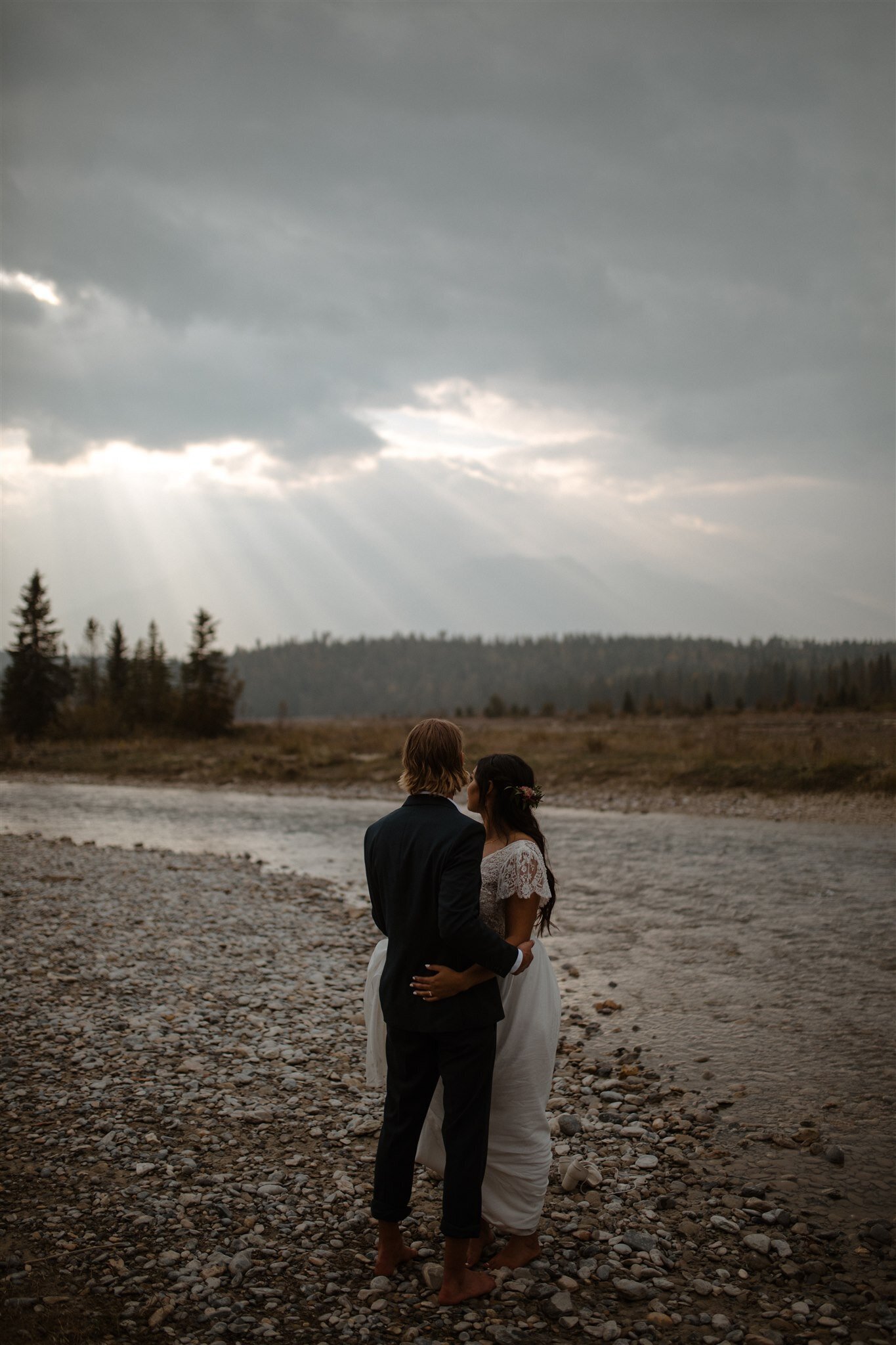 Golden-BC-Rockies-Wedding-ER-303