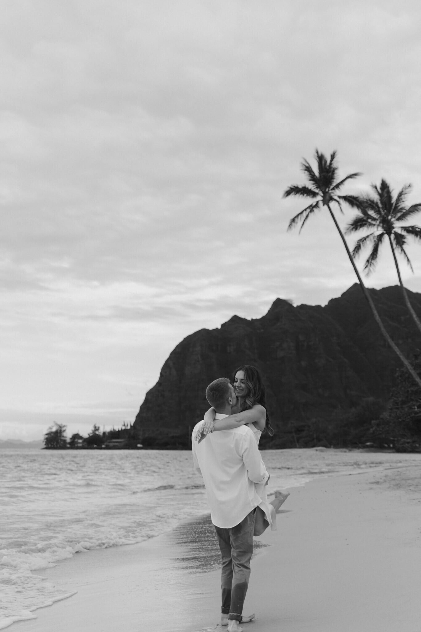 sharonkastelijnsphotography-beachsshoot-hawaii-ohau-2