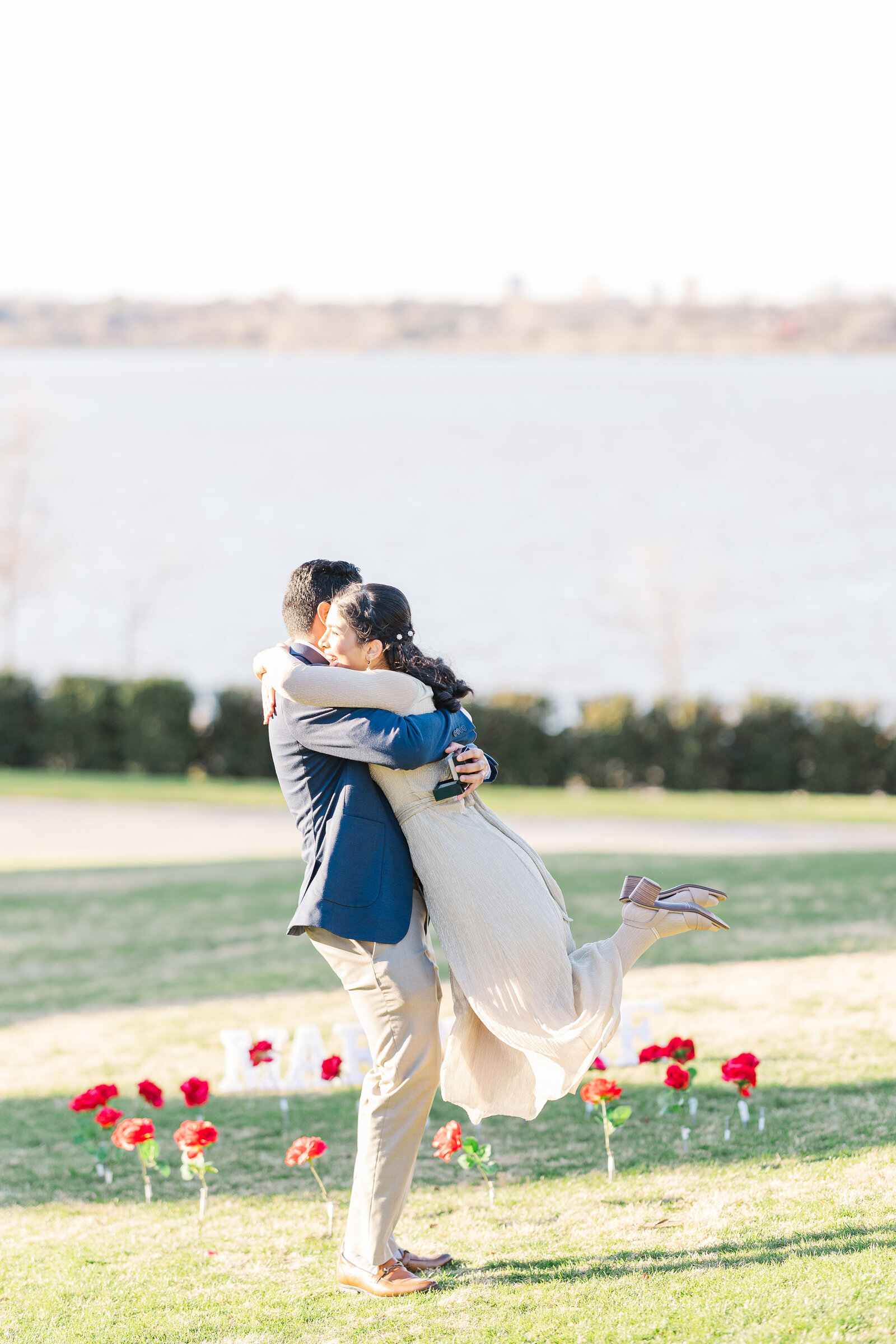 Couple-outdoor-engagement-photography