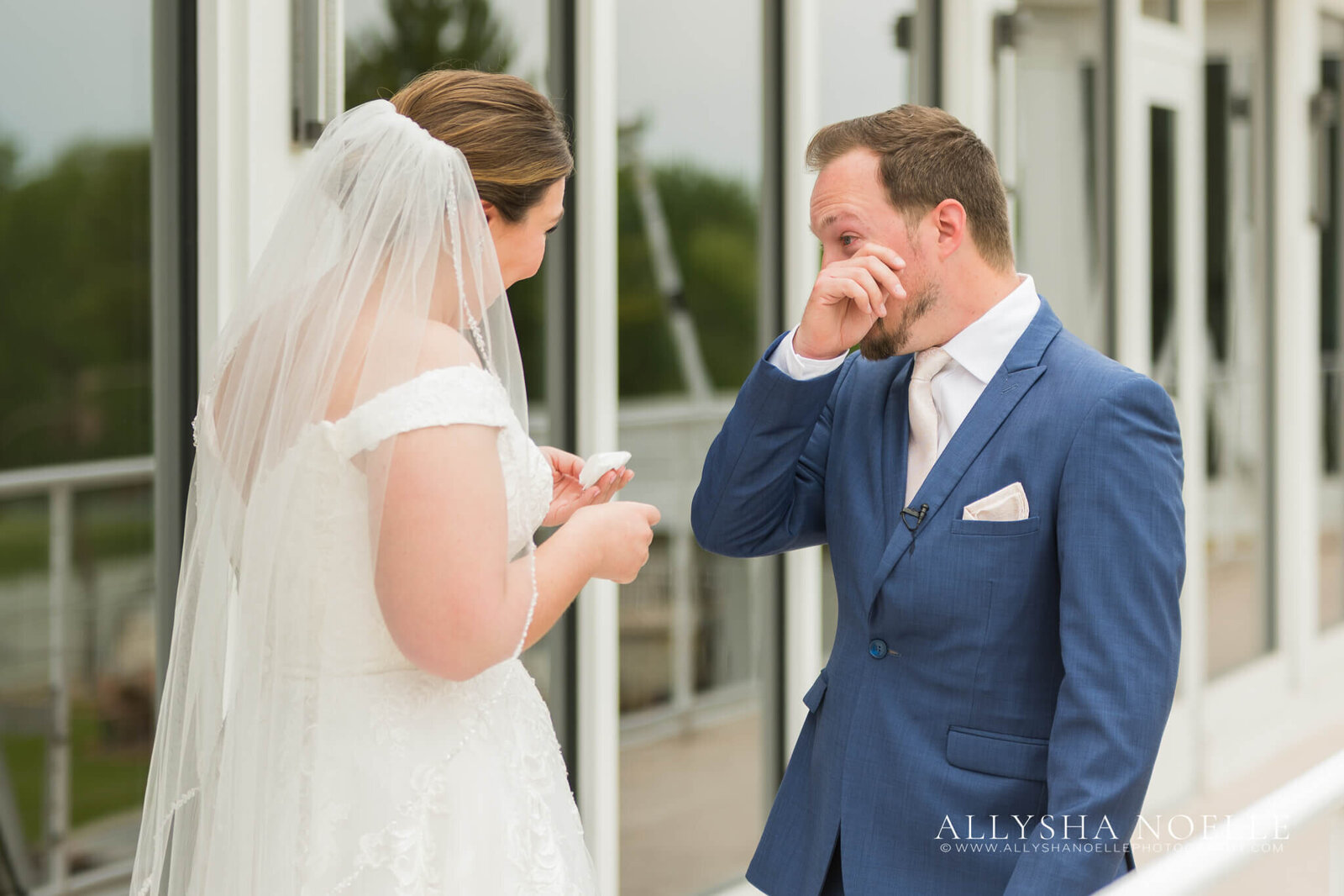 Wedding-at-River-Club-of-Mequon-135