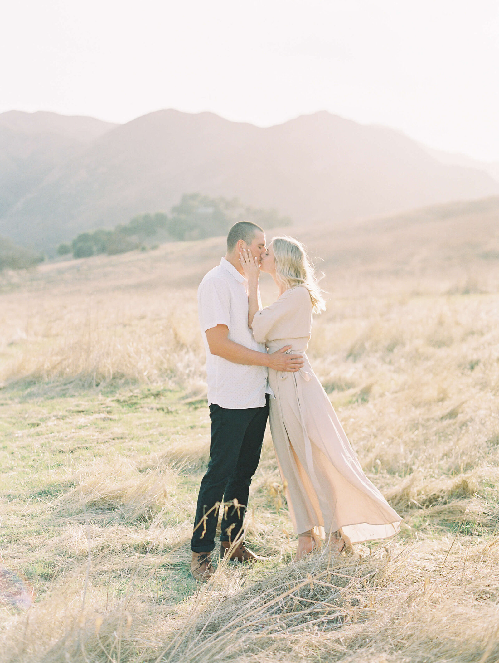Lisa-Leanne-Photography_dreamy-malibu-engagement_destination-wedding-photographer_southern-california-wedding-photographer_2