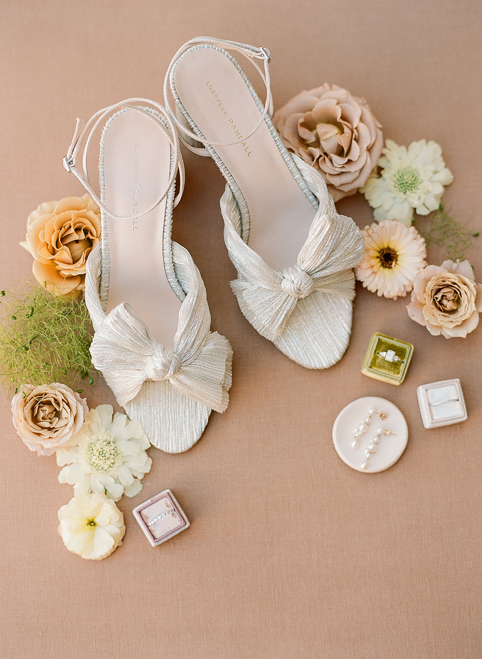 KelseyGrahame-TheGaneys-MontereyWedding-01