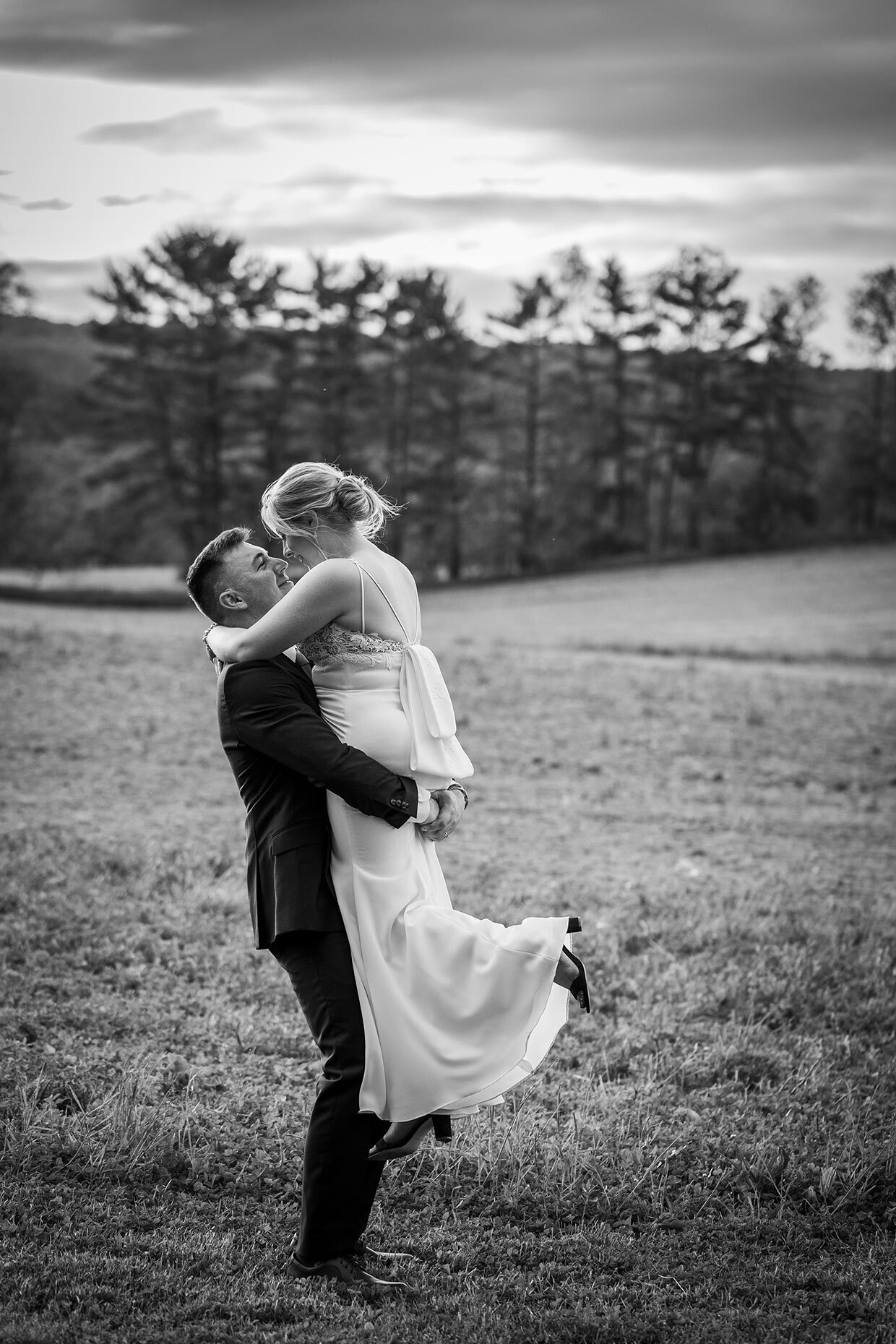 046_052221_Katherine+Joshua_Wedding_LancasterPA_LilyManor_CentralPA_Photographer_Photography