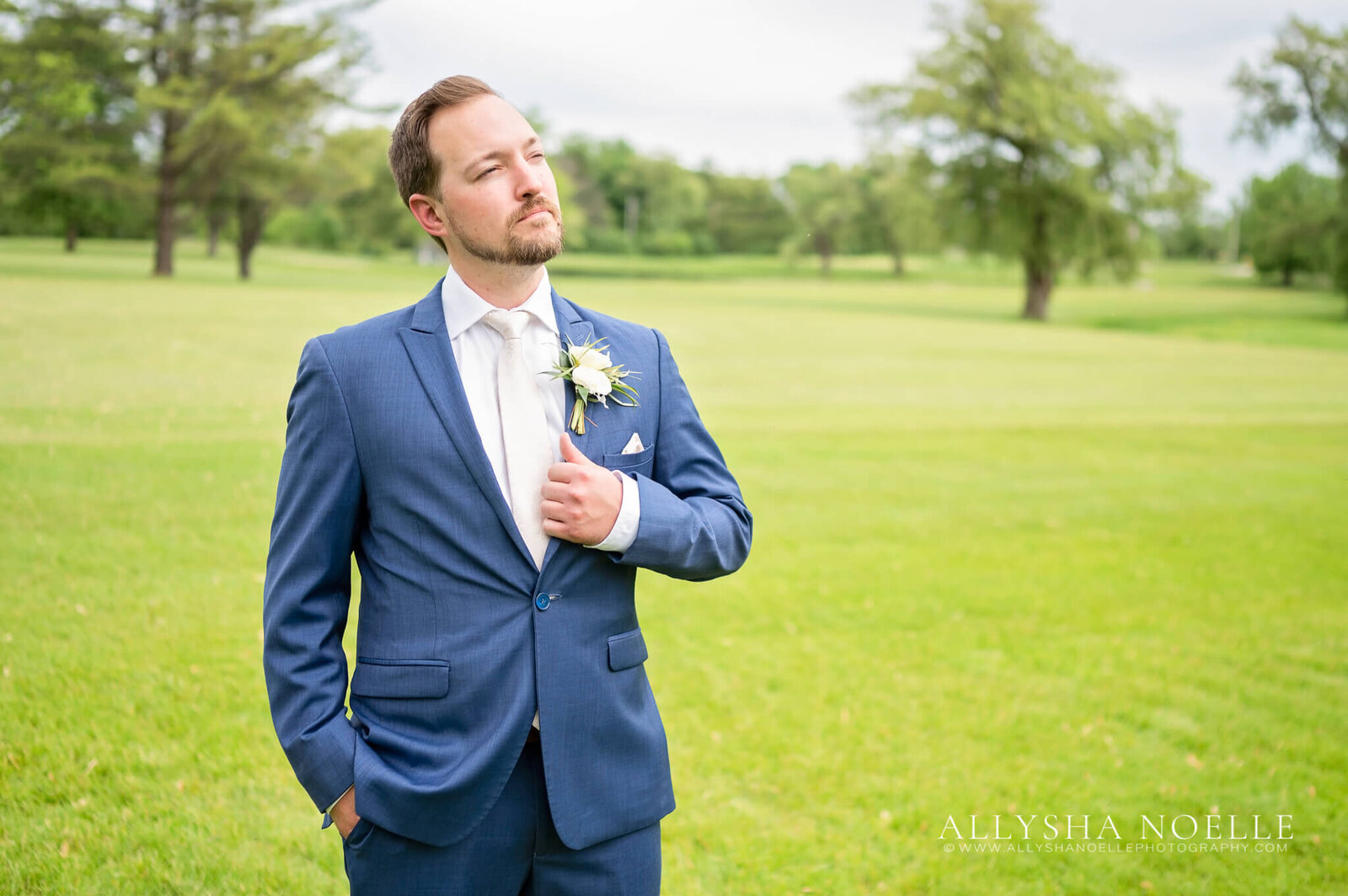 Wedding-at-River-Club-of-Mequon-314