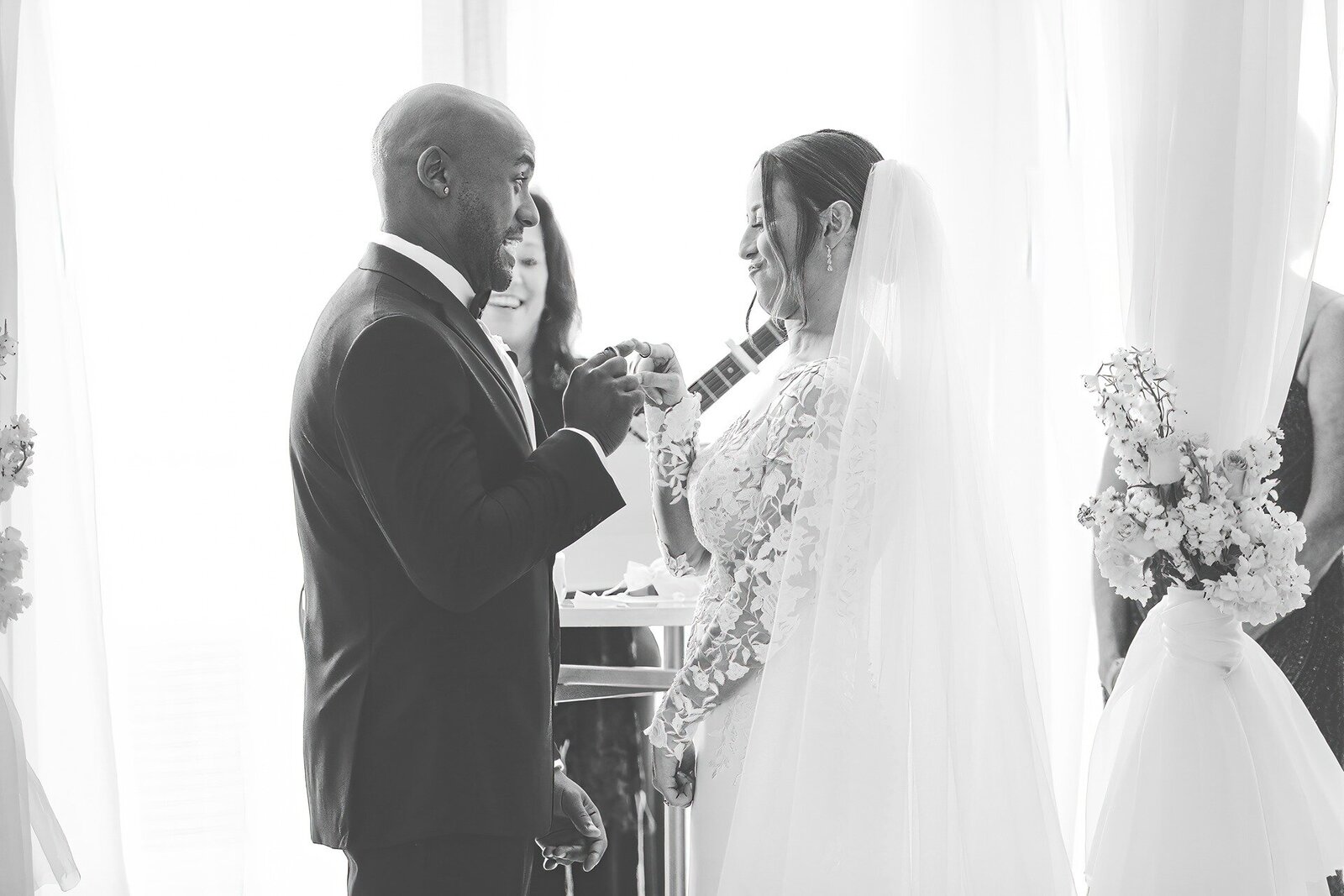 indoor-ceremony-the-conrad-10