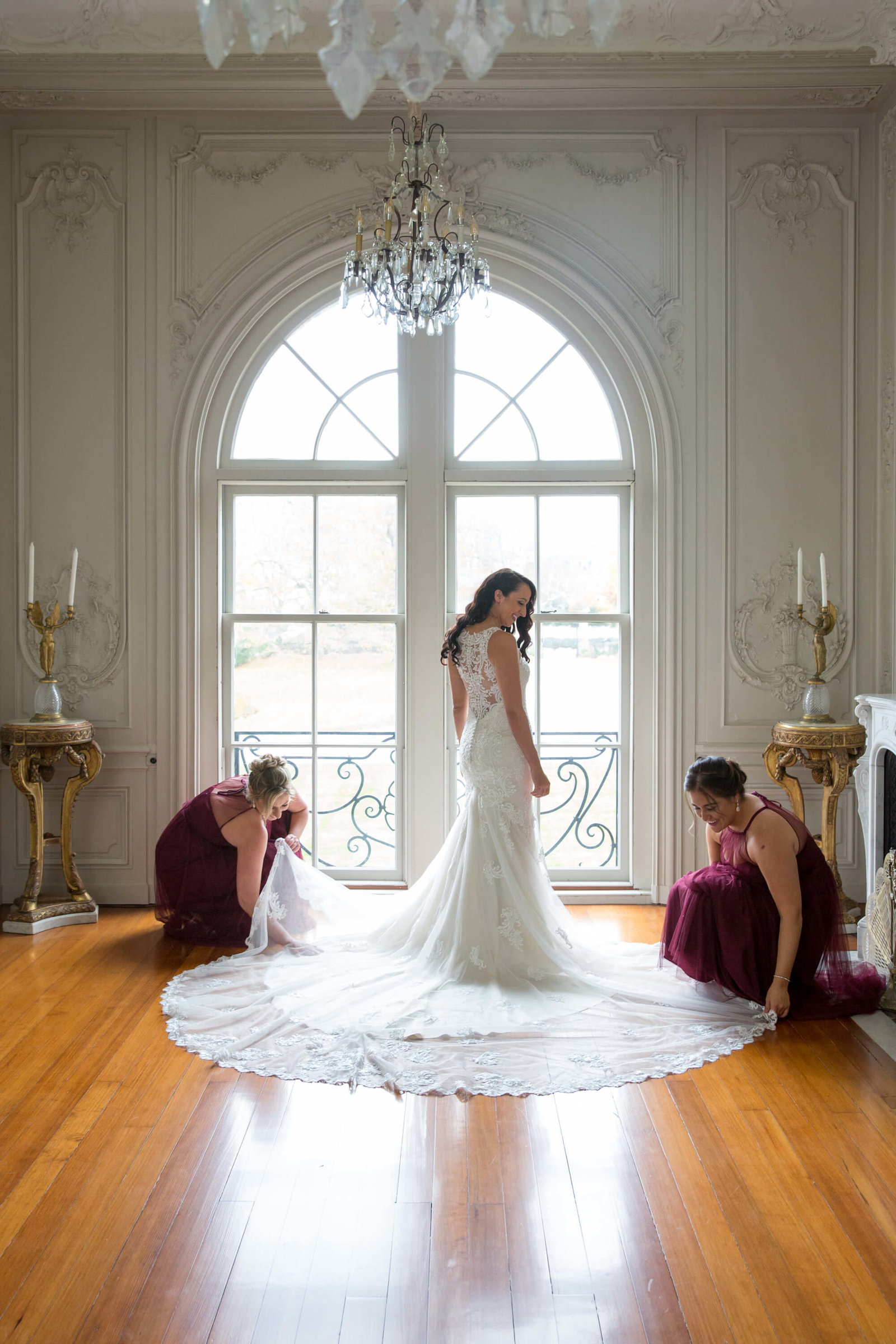 Bridal Prep at Belcourt Castle Newport