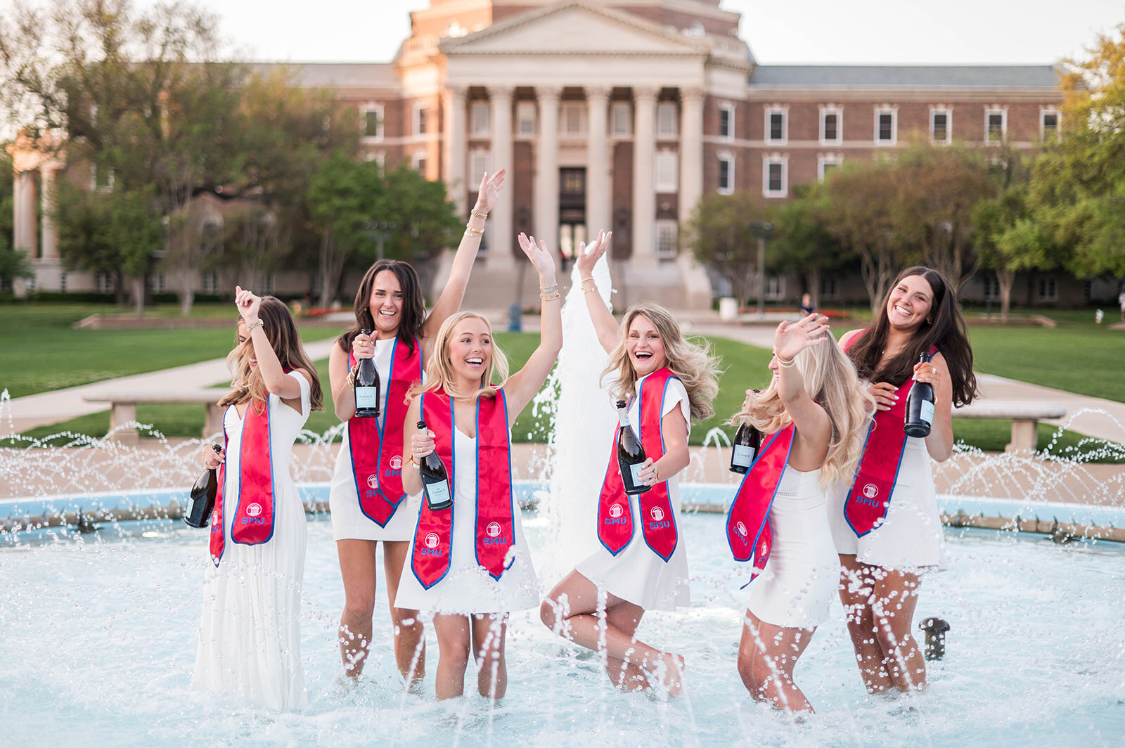 kam-smu-graduation-group-041025-107_websize