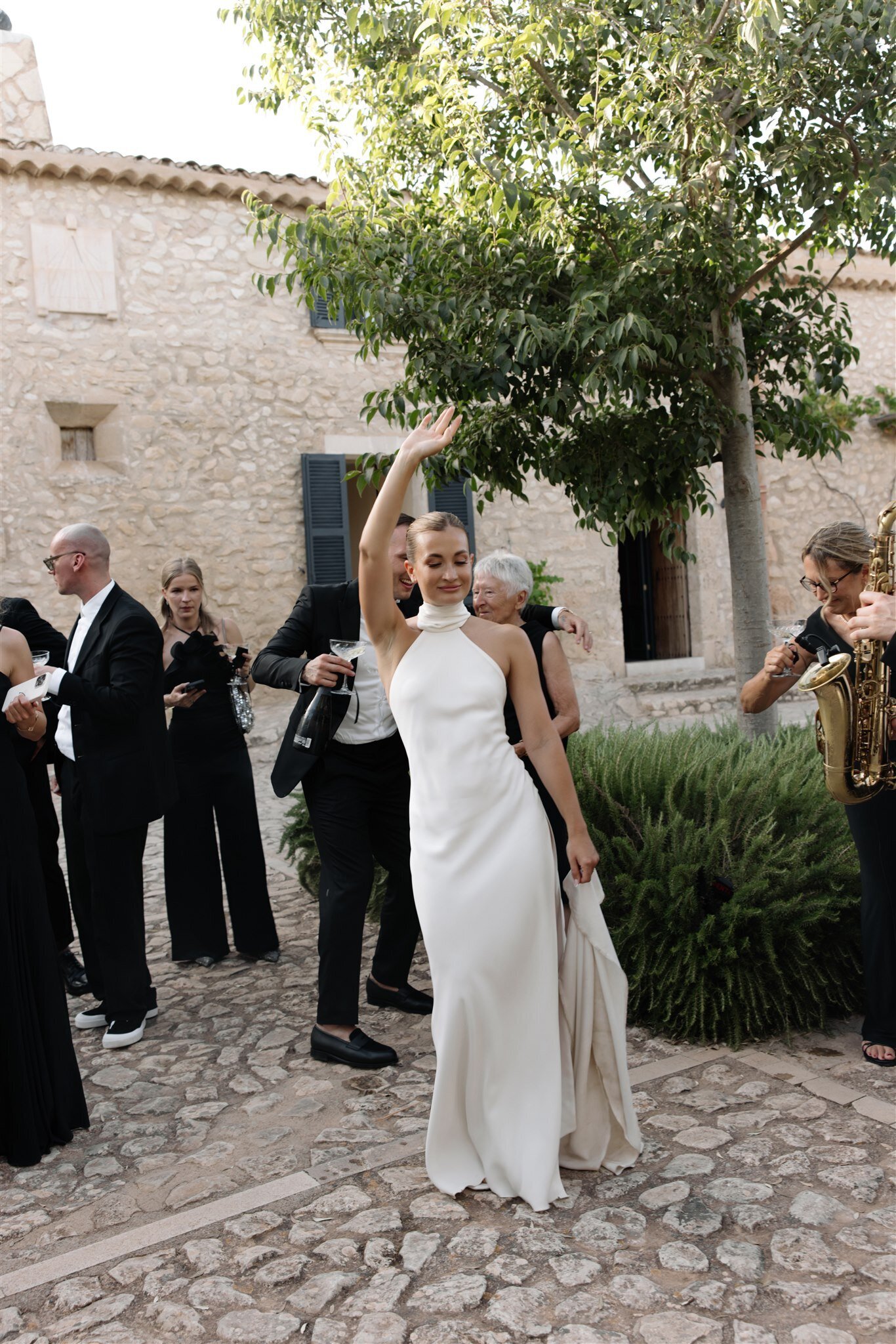 Kathi-David-Wedding-Day-Preview-159
