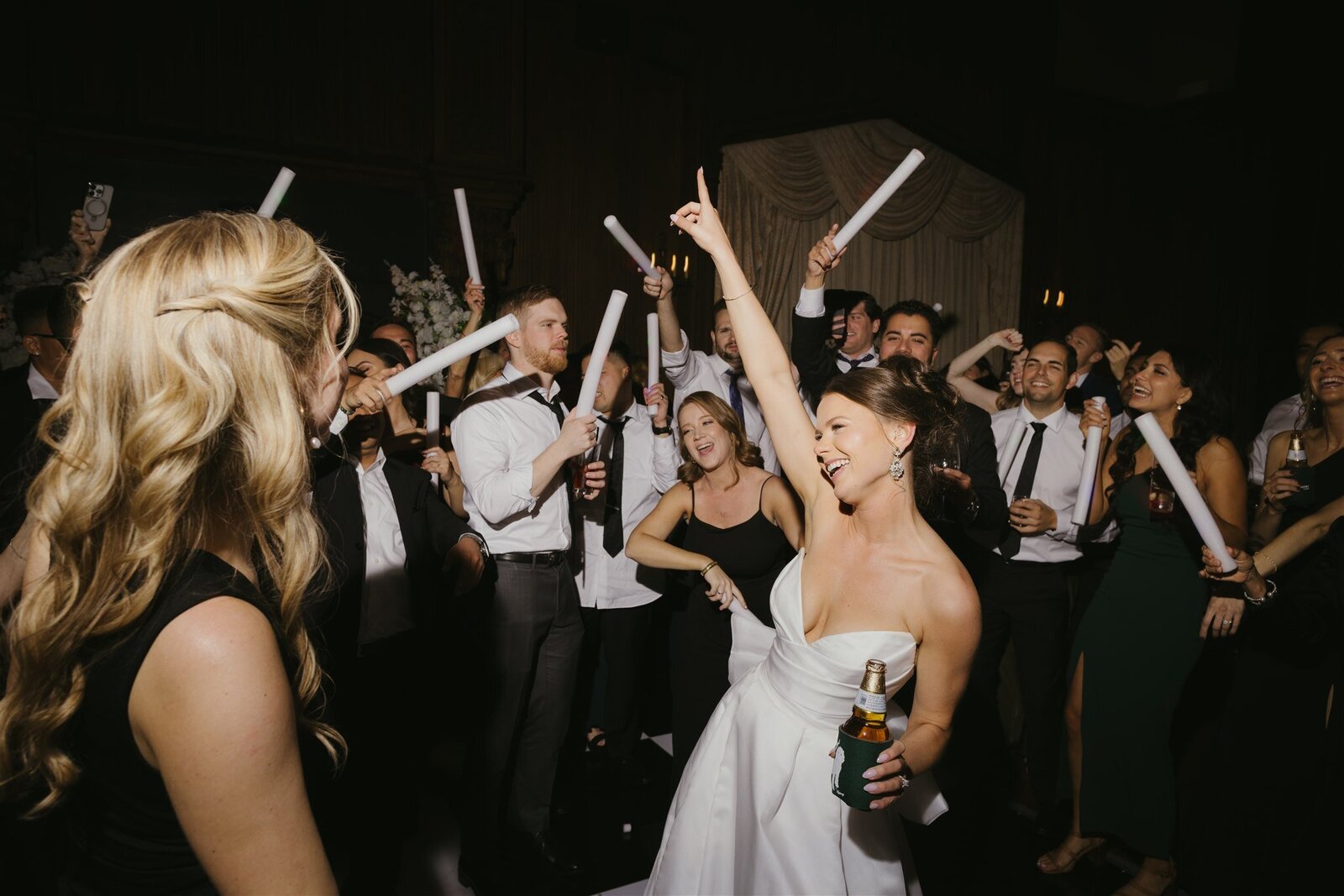 kohl-manison-wedding-reception-hanna-walkowaik-photography-0413