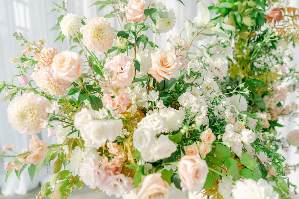 Montreal Science Center Wedding | Montreal Top Wedding Photographer | Luxury Moment Photography-02426