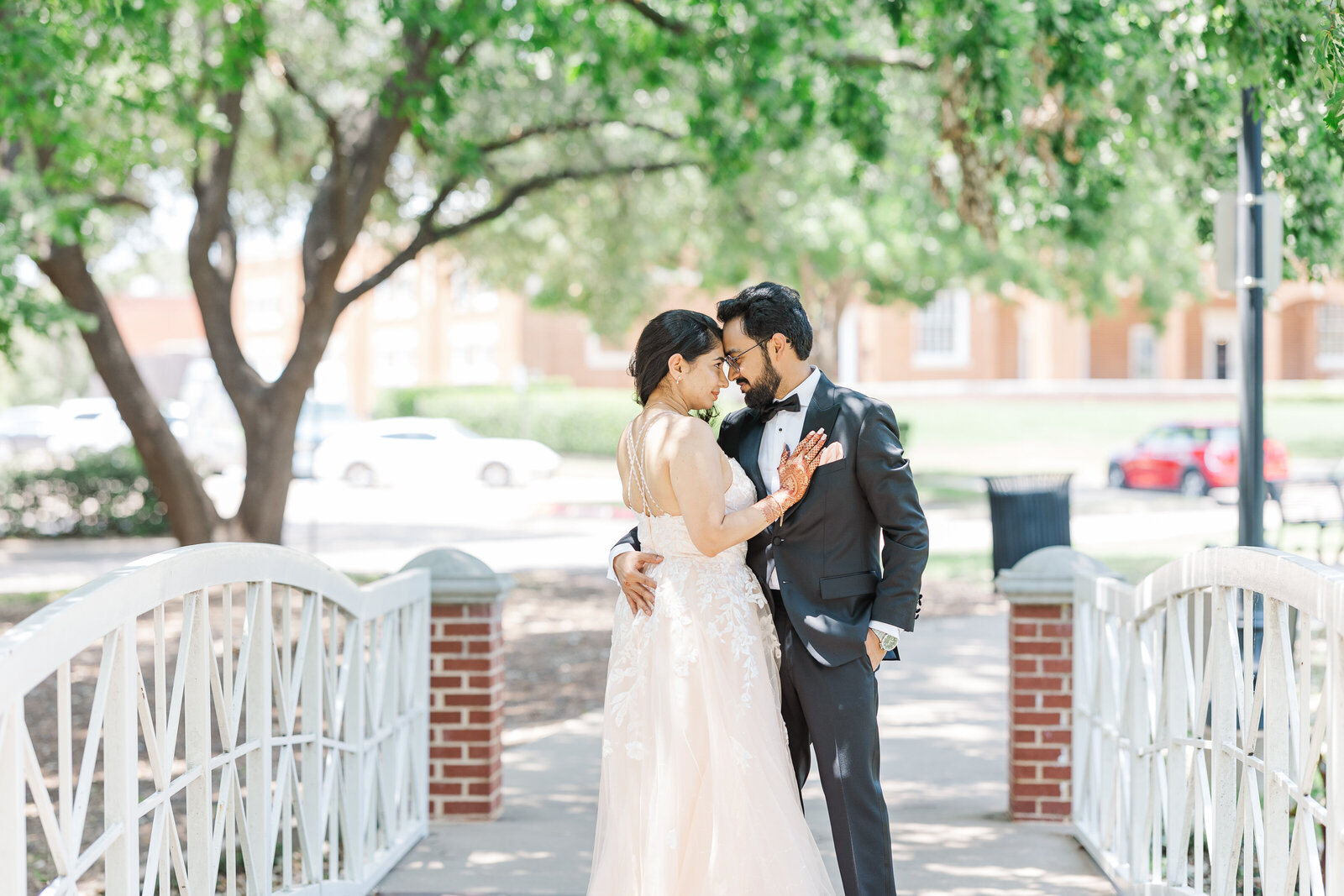 Micro-wedding-indian-couple-photography