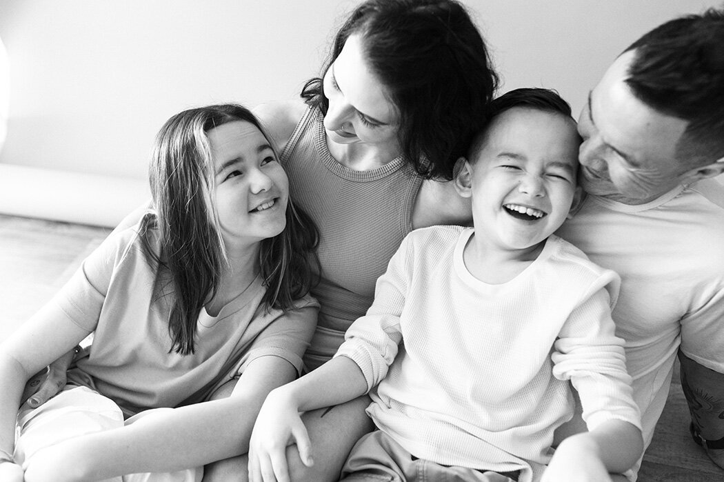 phoenix family photographer laughing smile