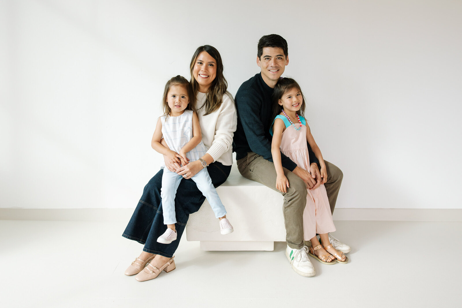 minimalist family studio photos