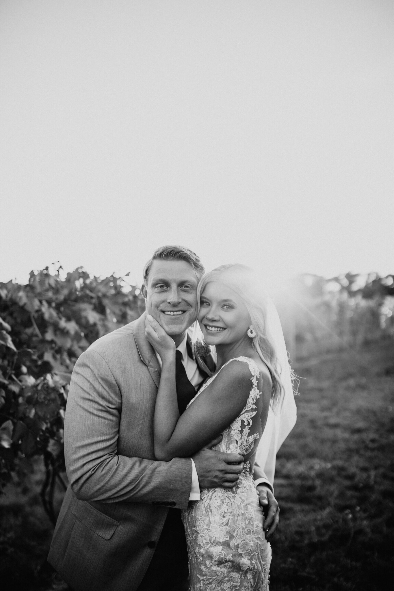 brideandgroomsunsetportraits