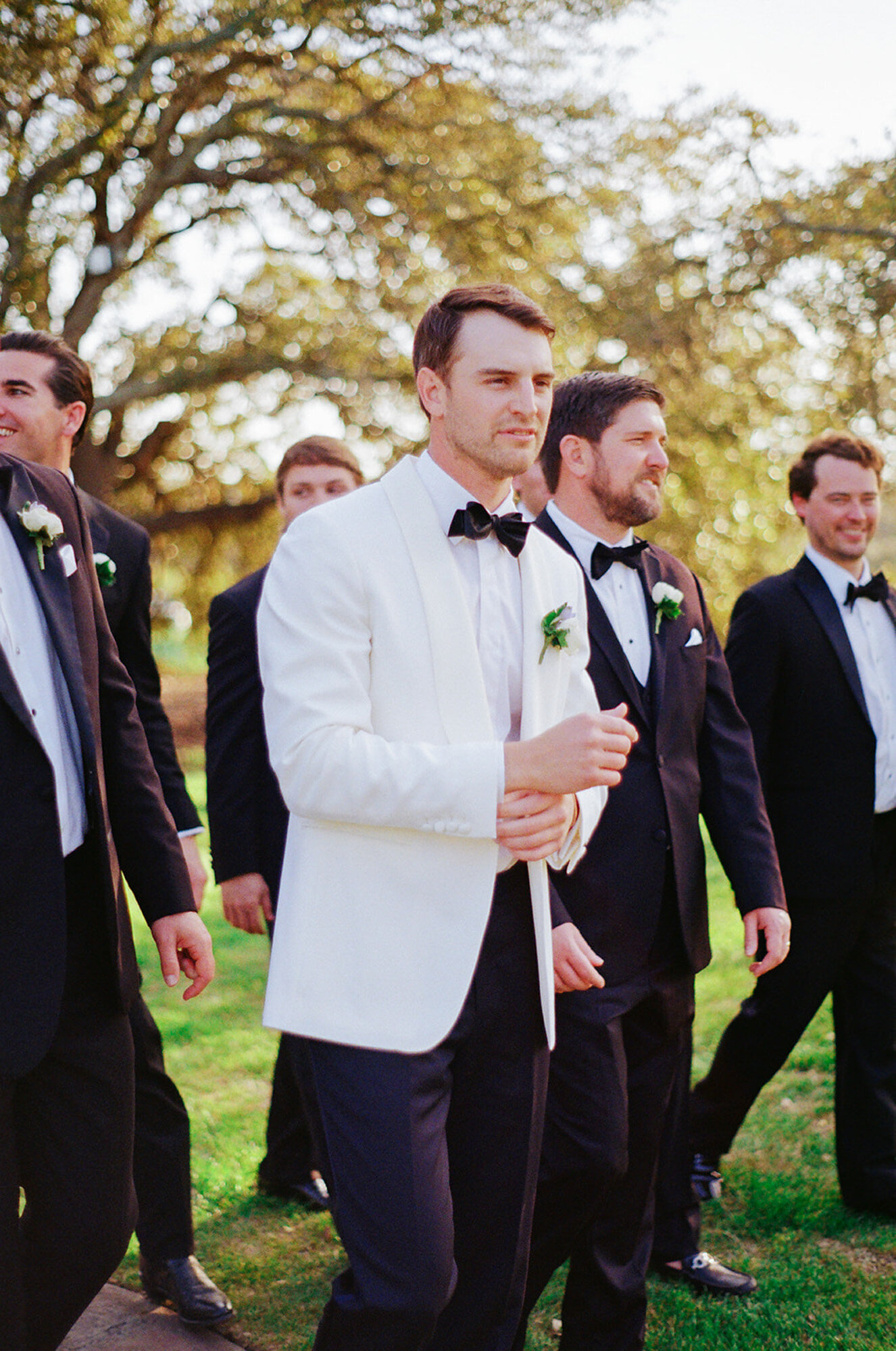 Emily-and-Colton-2024-Ma-Maison-Wedding-Venue-in-Dripping-Springs-Texas-025