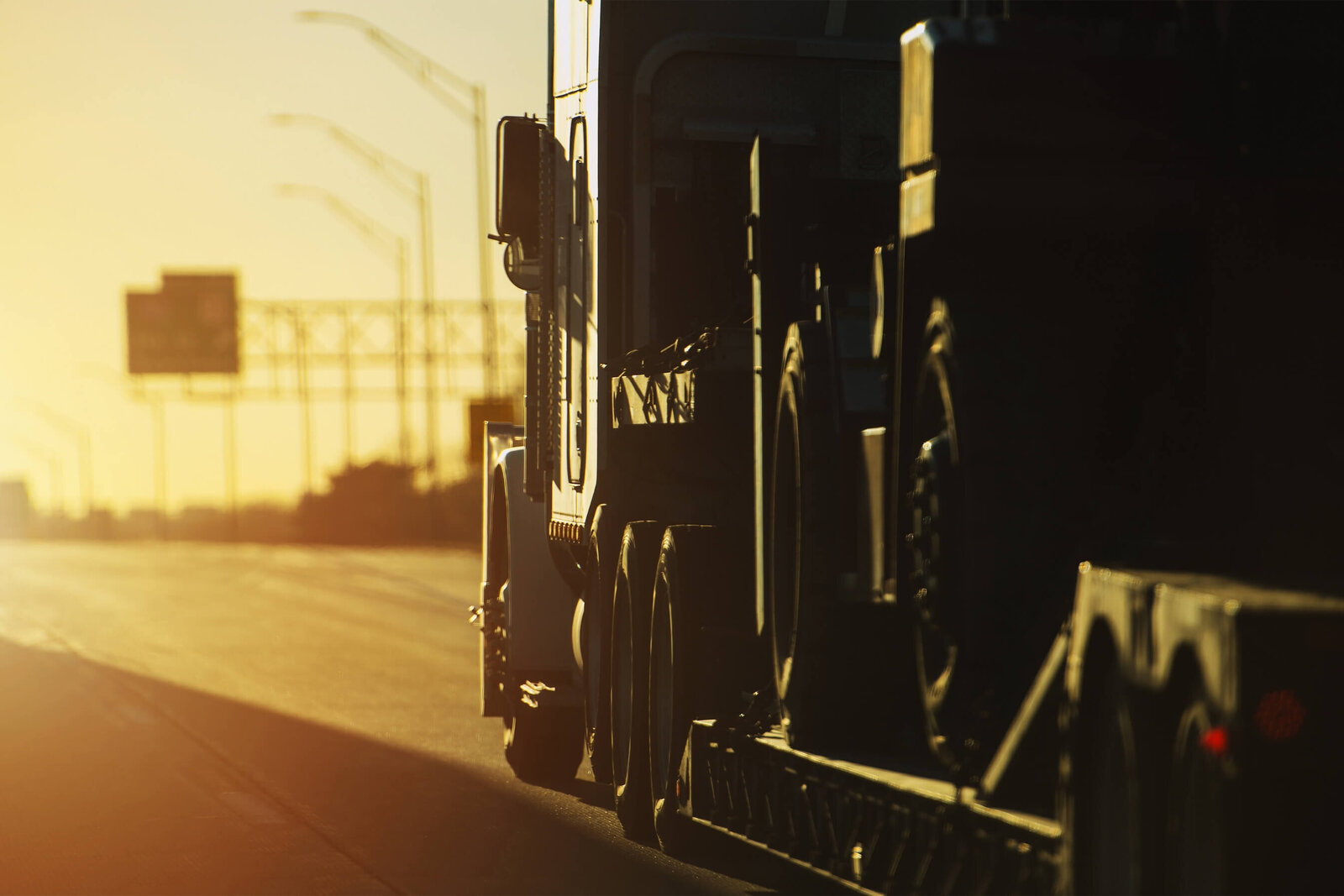 heavy-duty-semi-trailer-transportation