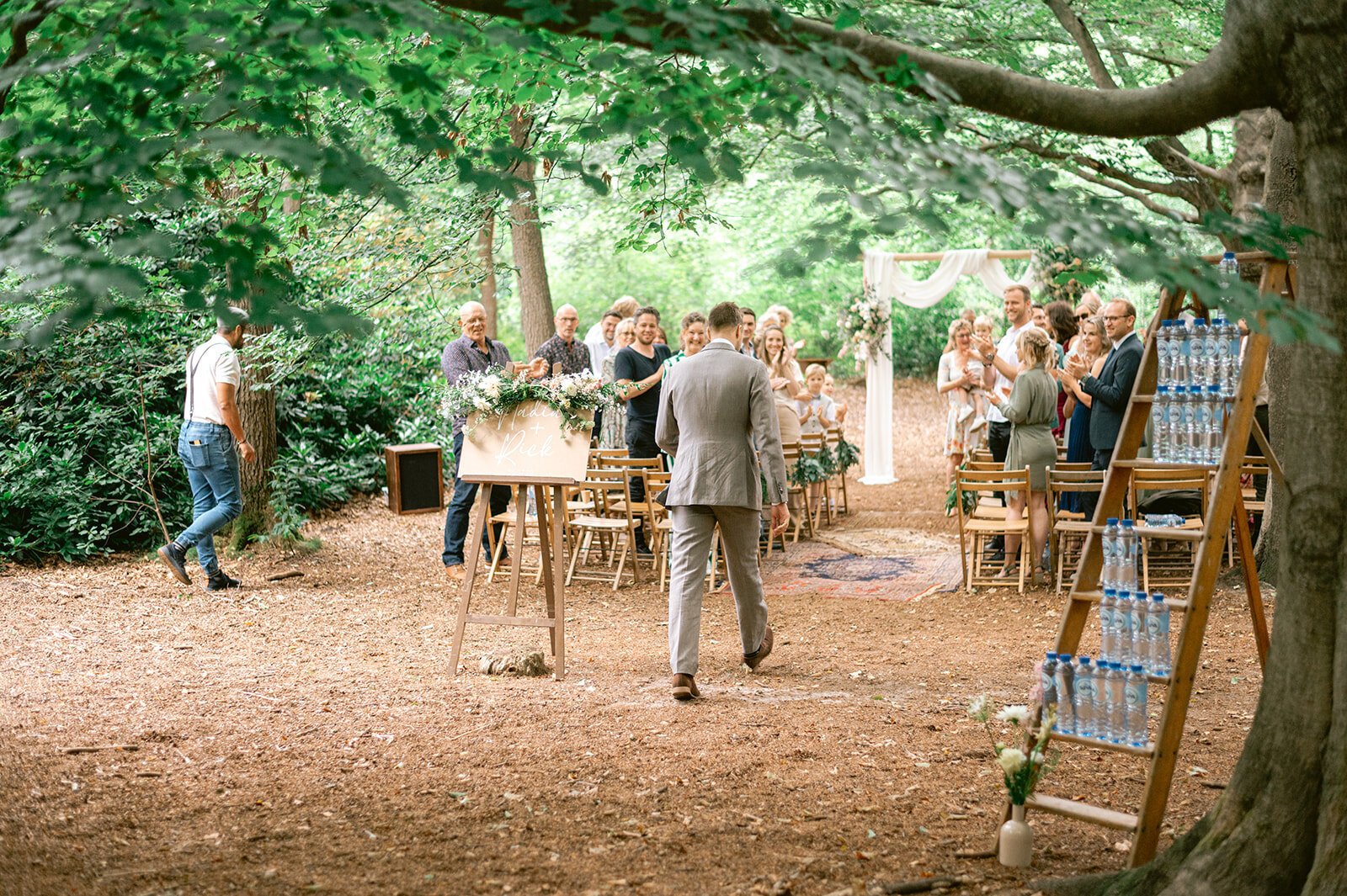 ShauniHartlandFotografie-TrouwFotograaf-FotograafNoordHolland-Bruiloftfotograaf-TrouwenInHetBos_NadineEnRick-59